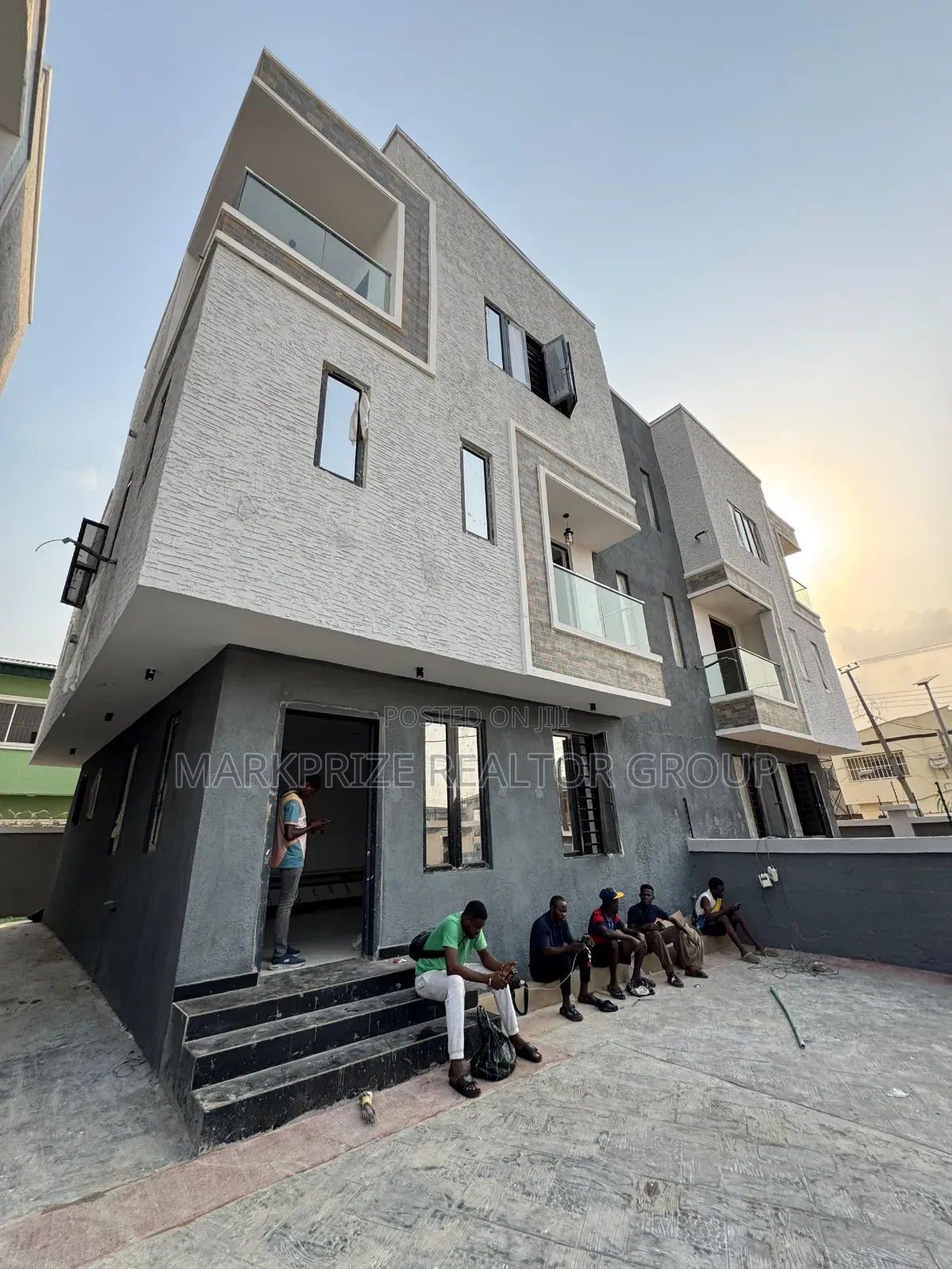 4bdrm Duplex in Ojodu Berger Lagos for sale in Berger