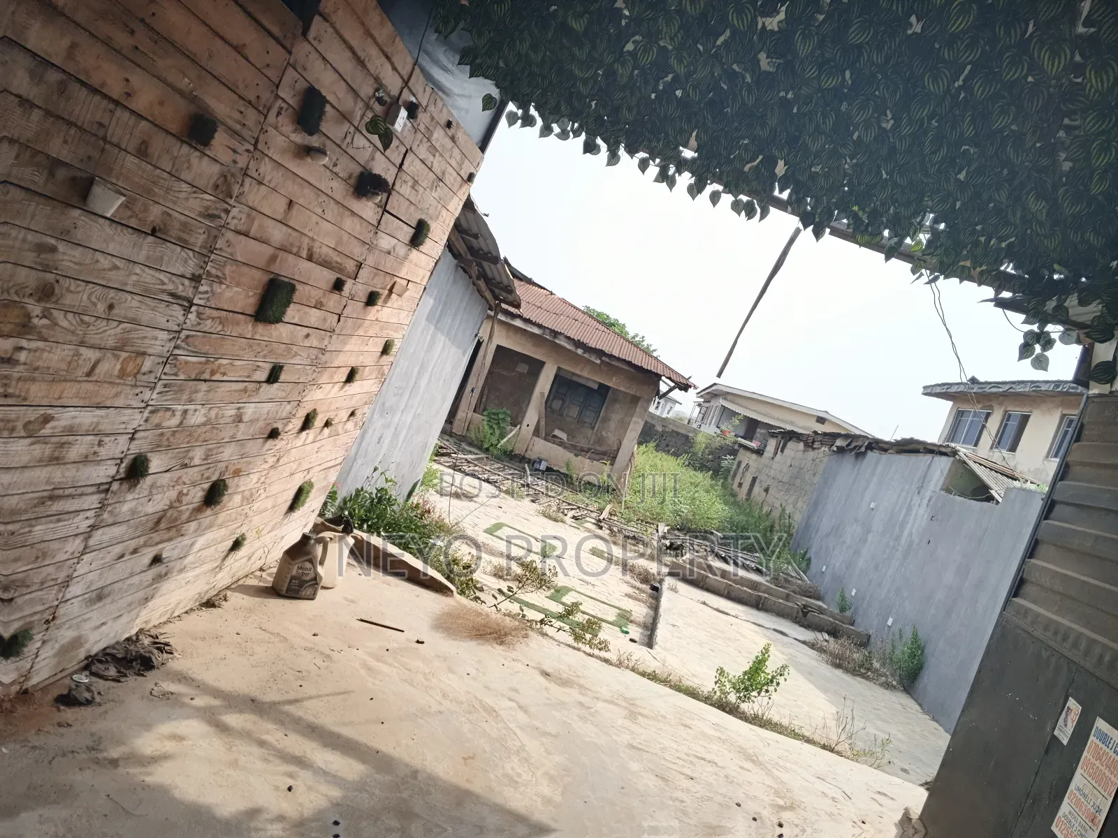 Suvay Plan Eturere in Igbogbo