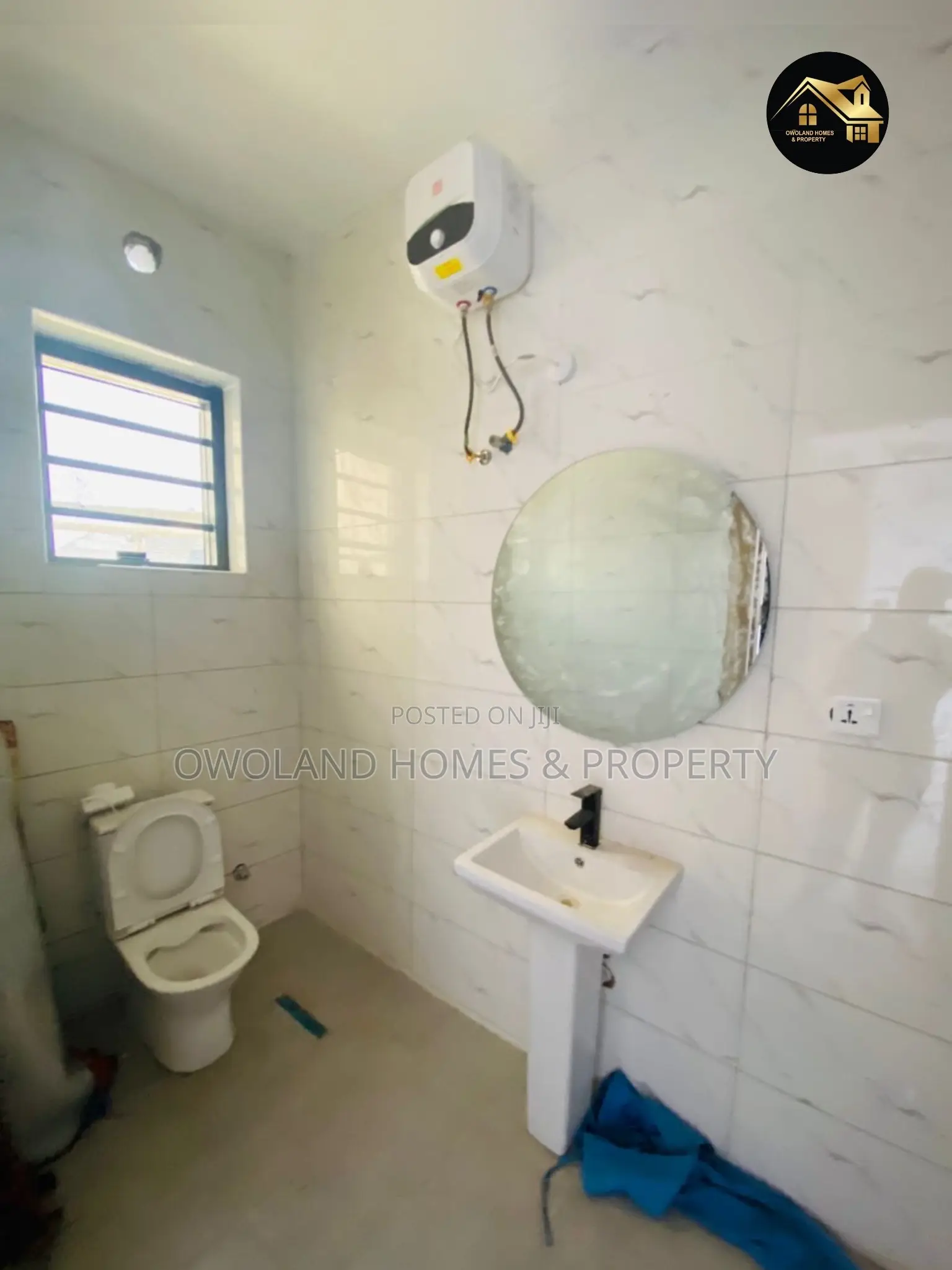 2bdrm Block of Flats in Ologolo Estate, Lekki for rent in Lekki