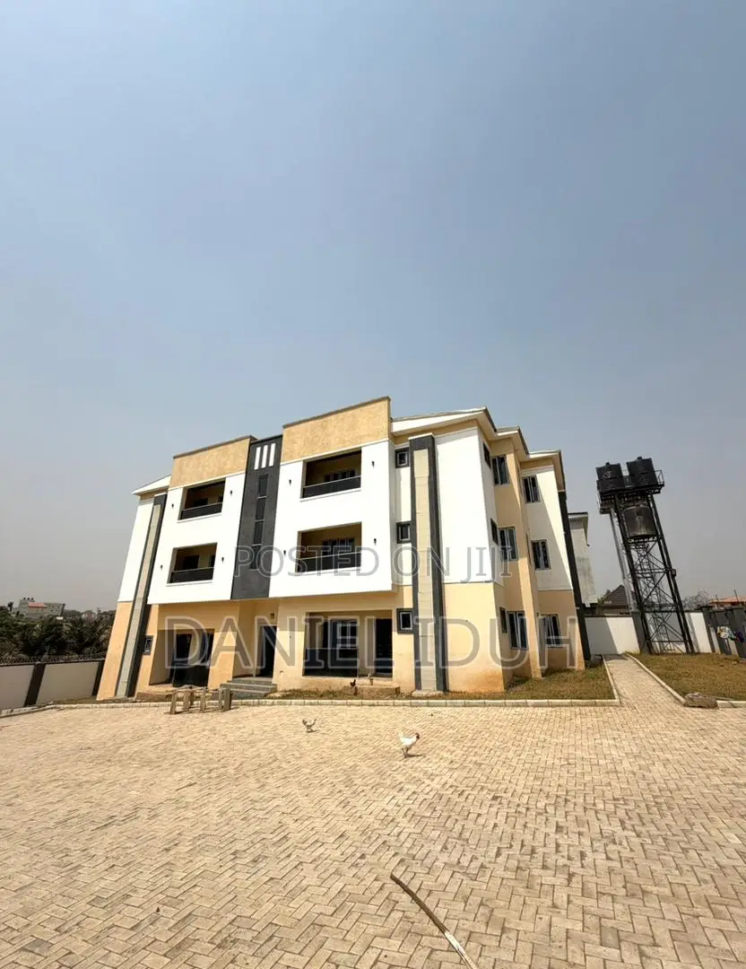 4bdrm Duplex in Kaura for sale in Kaura