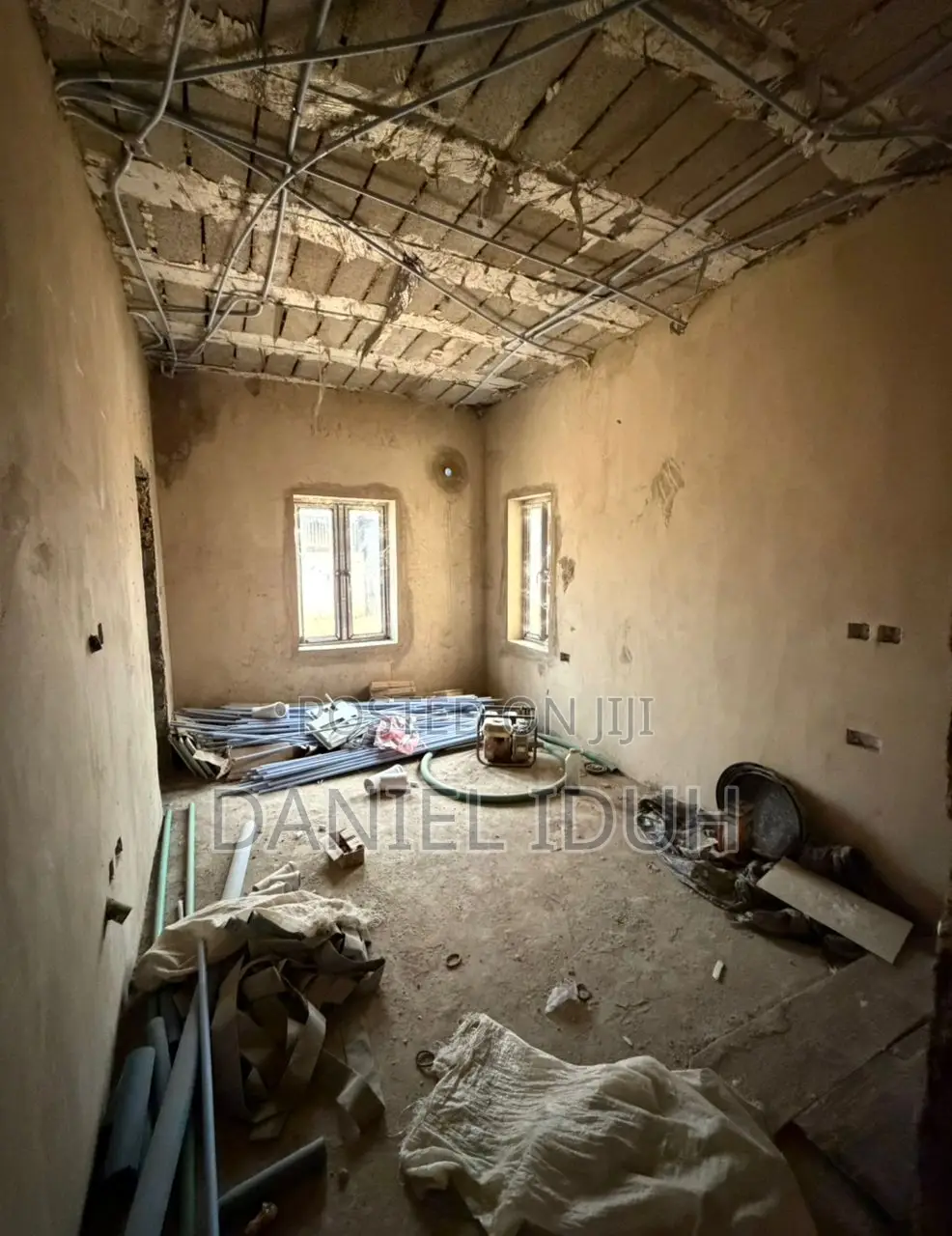 4bdrm Duplex in Kaura for sale in Kaura