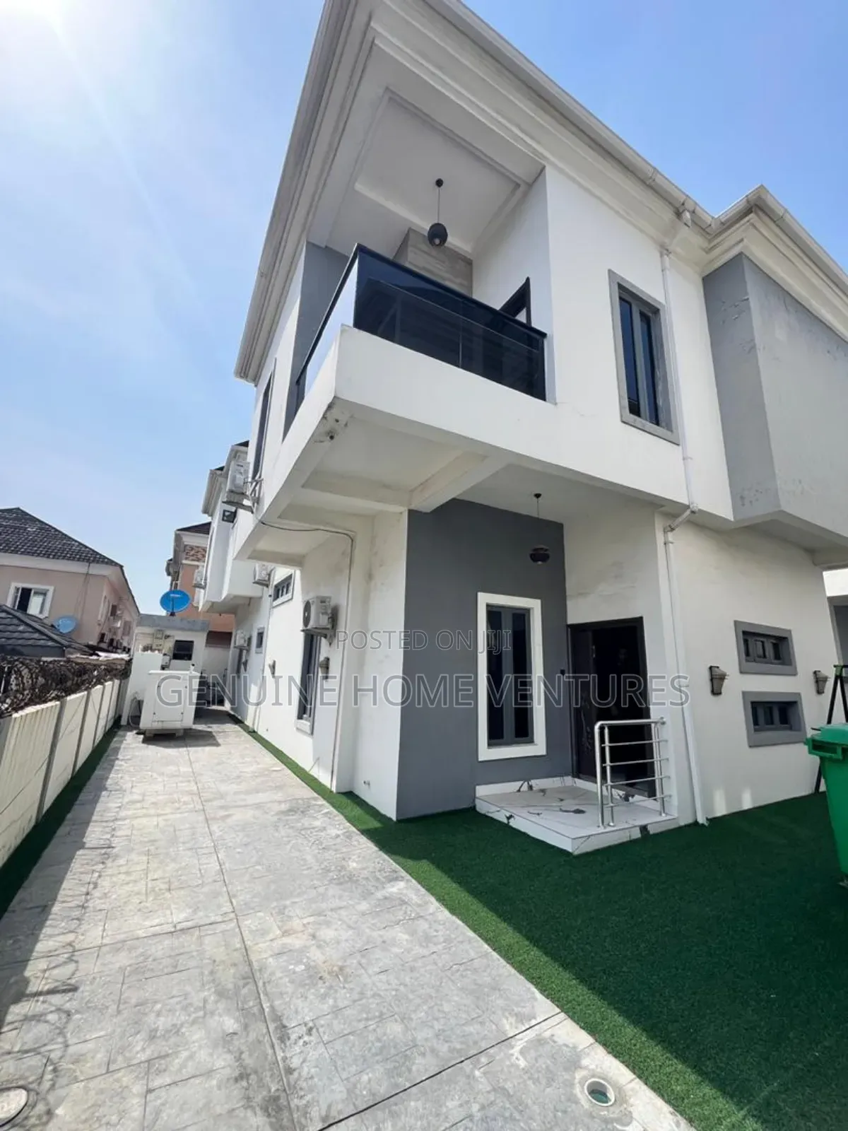Furnished 5bdrm Duplex in Chevron for rent in Chevron