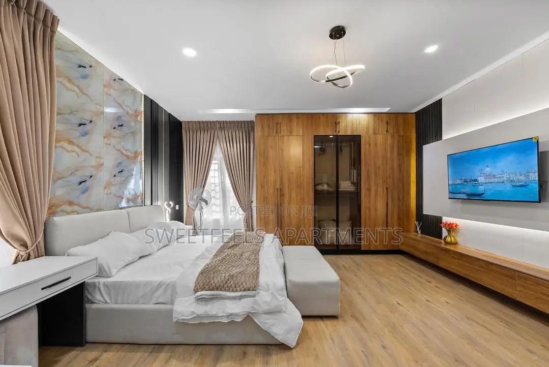 Premium 2-Bedroom Serviced Apartment in Lekki Phase 1 in Lekki Phase 1