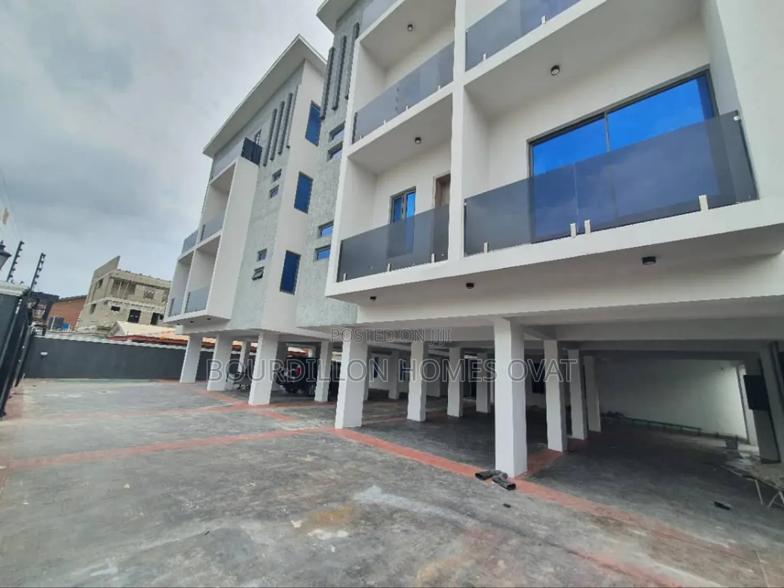 3bdrm Apartment in Ikate Lekki Lagos for sale in Ikate