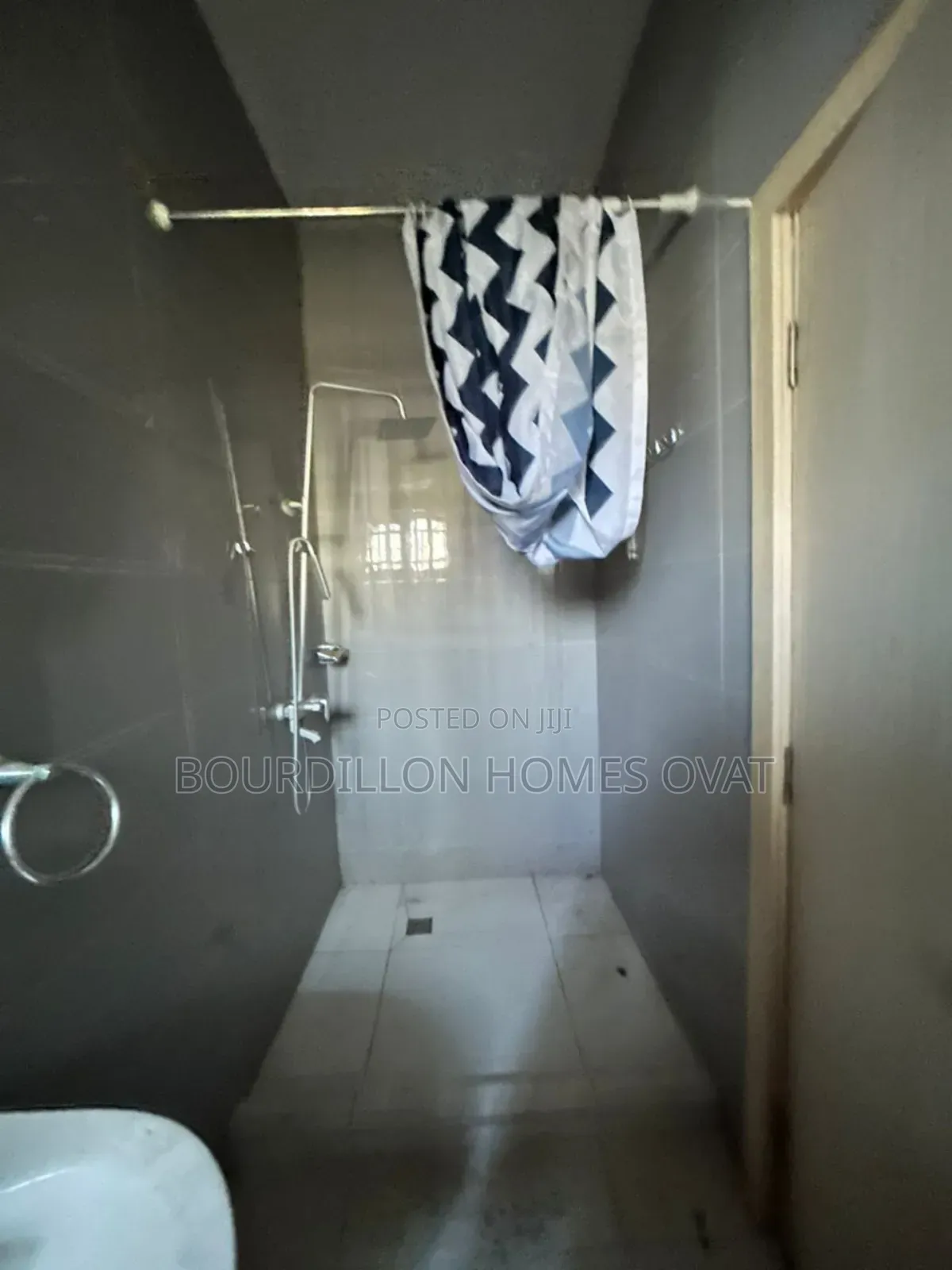 3bdrm Apartment in Ikate Lekki Lagos for rent in Ikate