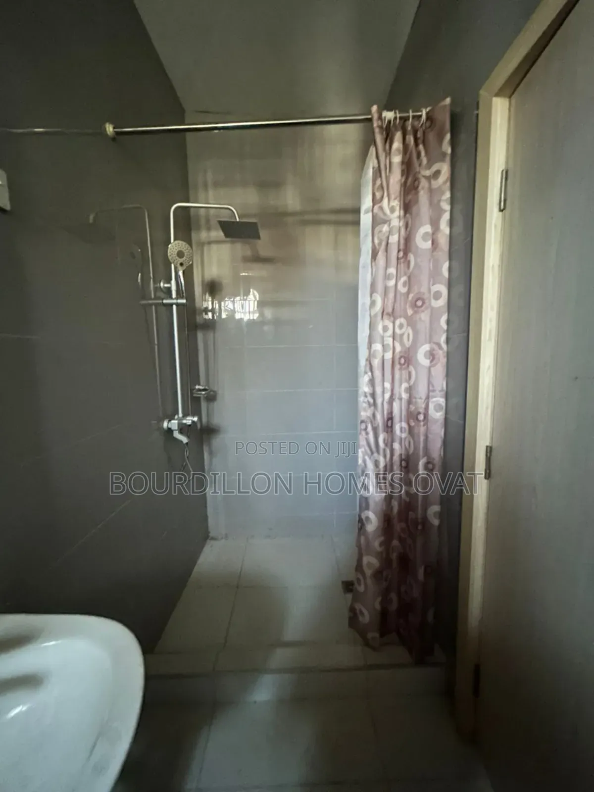 2bdrm Apartment in Ikate Lekki Lagos for rent in Ikate