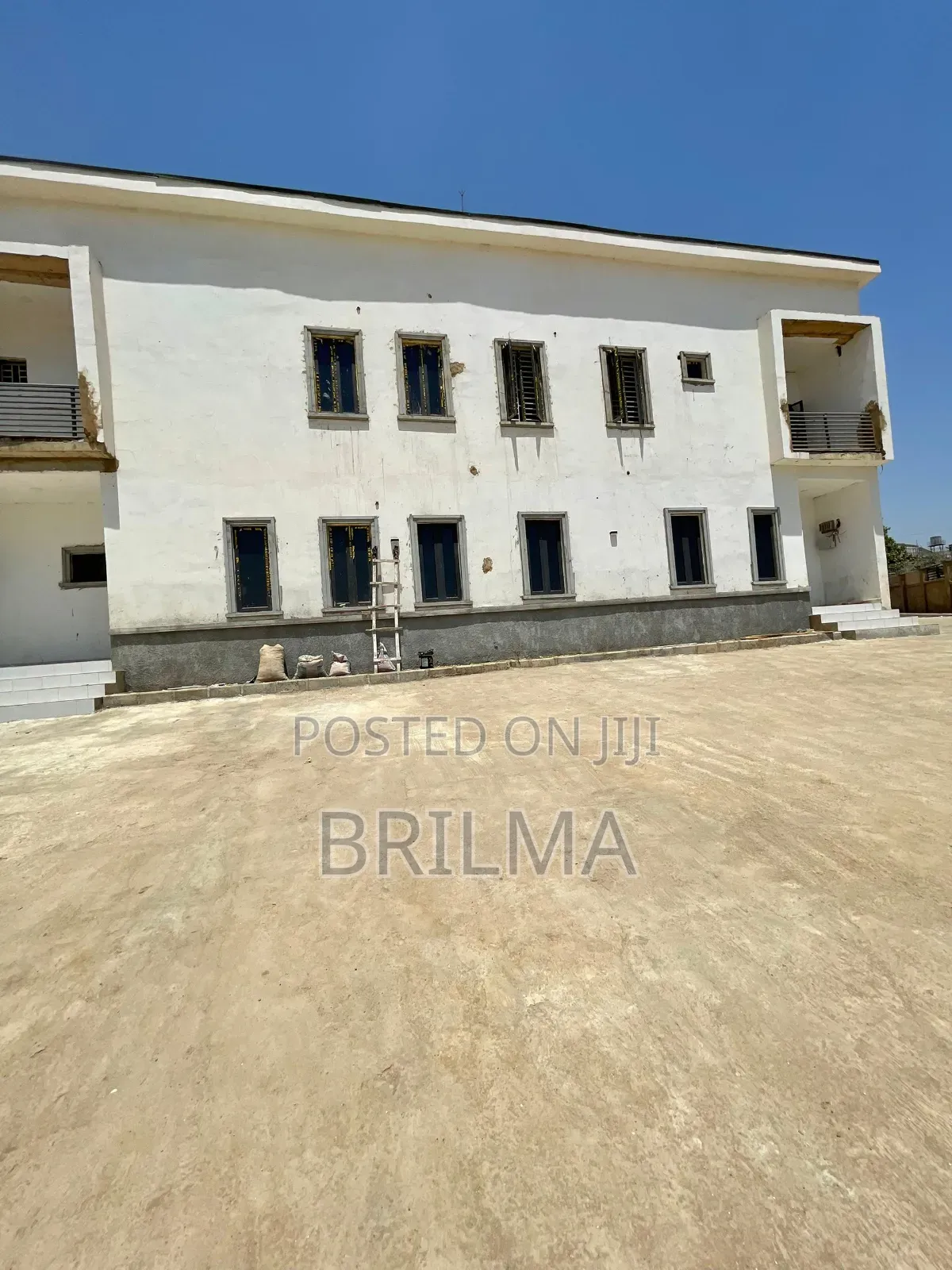 4bdrm Duplex in Life Camp for sale in Life Camp