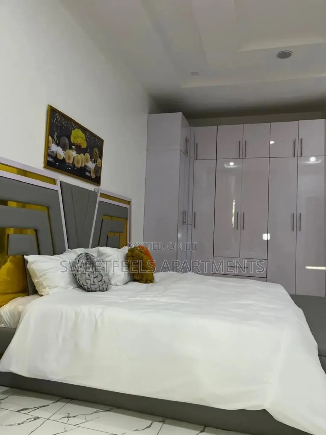 Luxury 4 Bedroom Duplex With Private Compound in Chevron