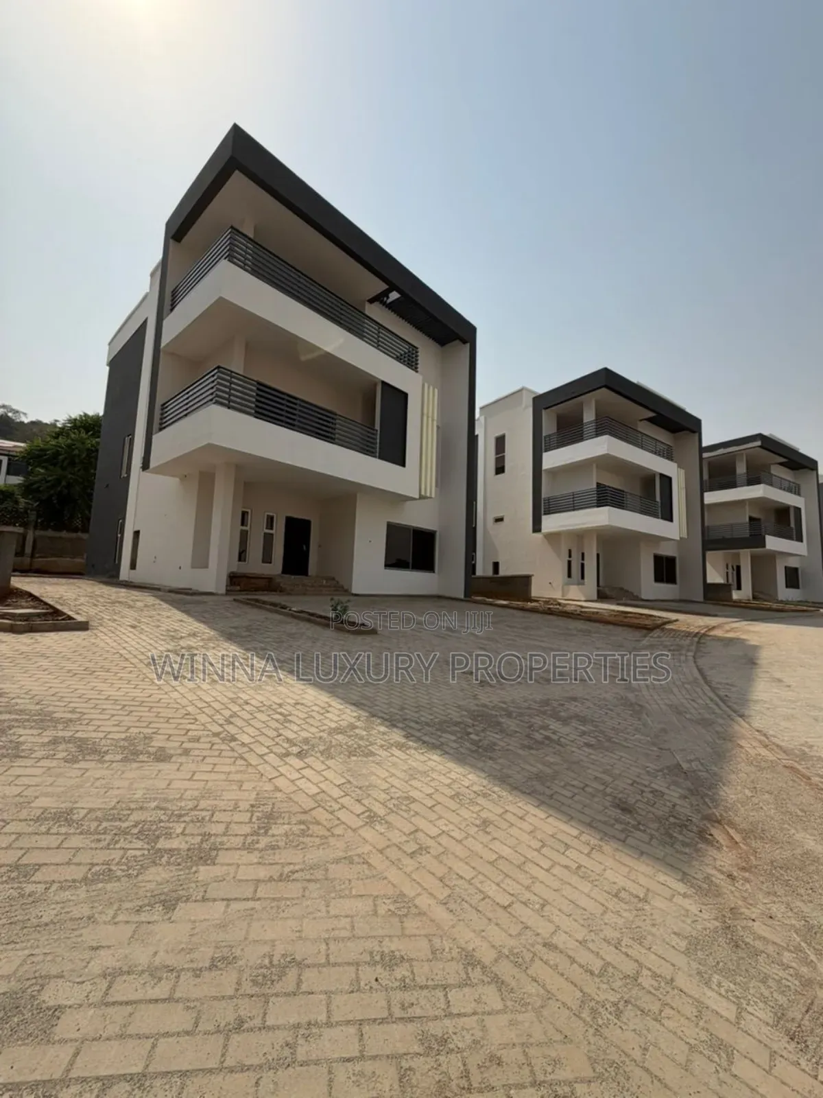 5bdrm Duplex in Kado for sale in Kado