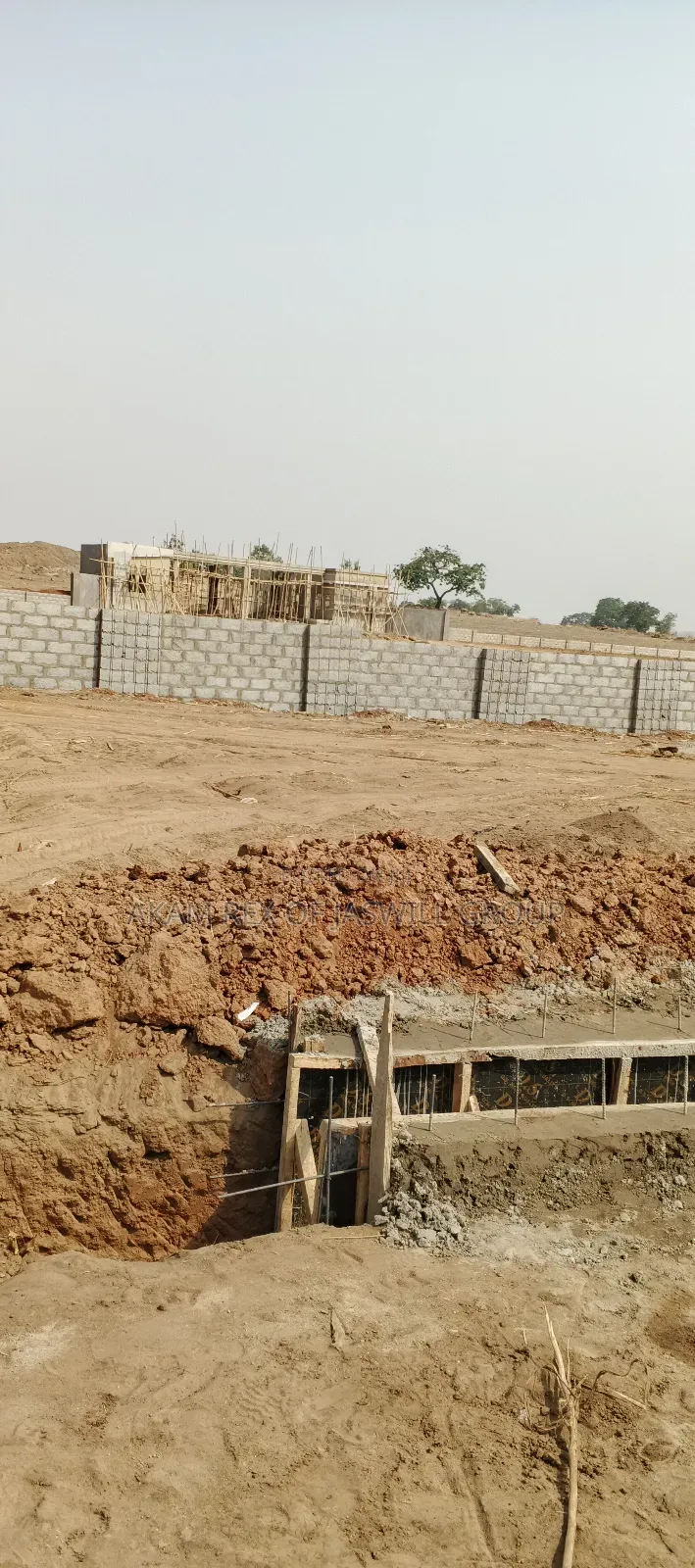 Keystone Estate, Ketti- Kabusa in Pyakasa
