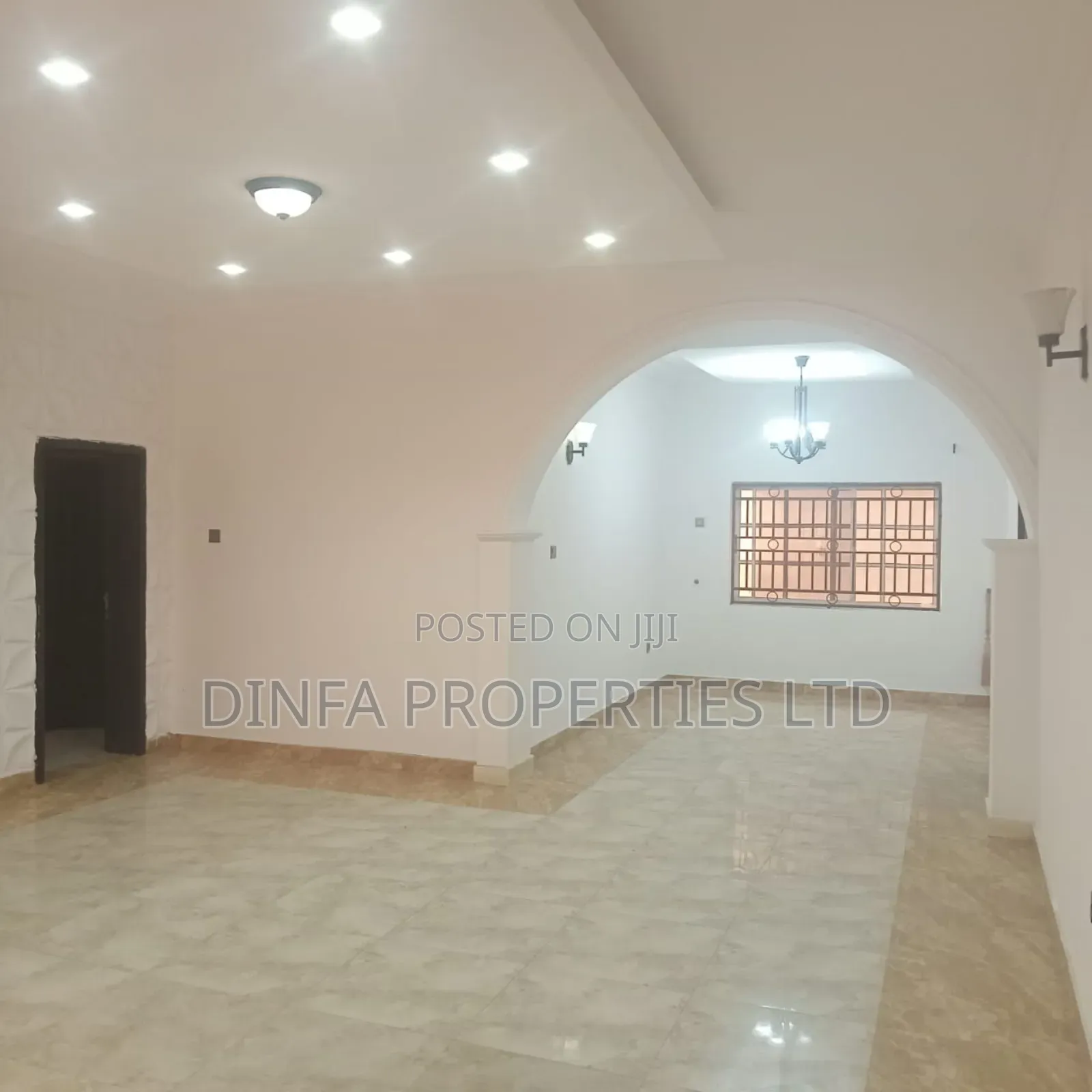 3bdrm Apartment in Admiralty Way, Lekki Phase 1 for rent in Lekki Phase 1