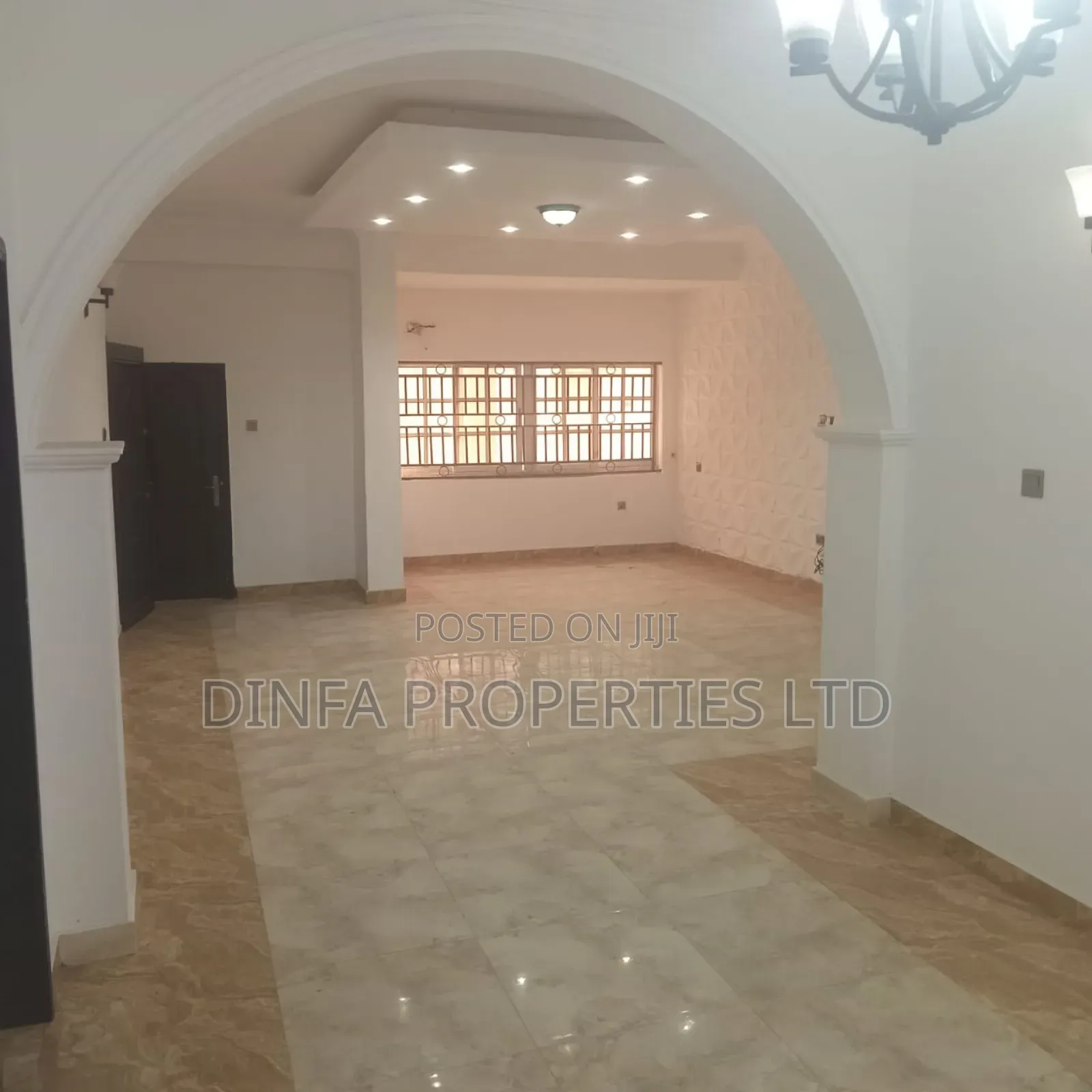 3bdrm Apartment in Admiralty Way, Lekki Phase 1 for rent in Lekki Phase 1