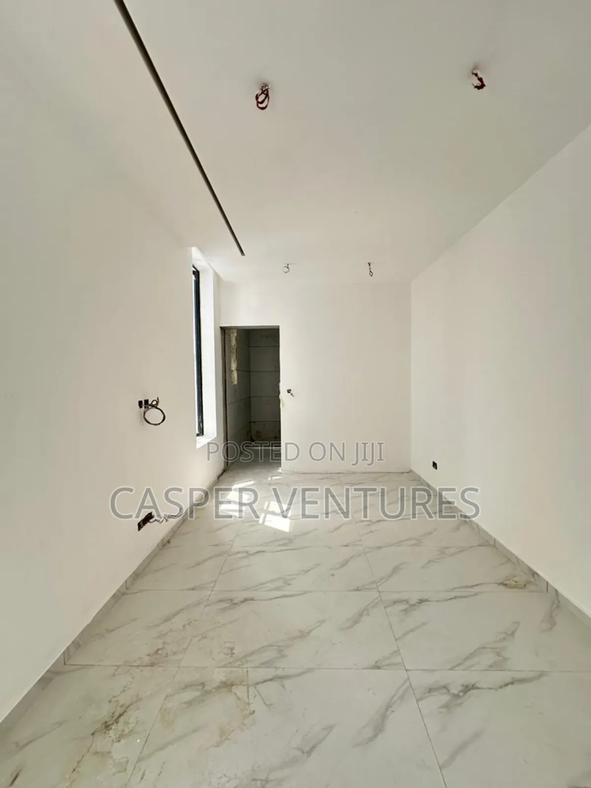2bdrm Apartment in Off Admiralty Way, Lekki Phase 1 for sale in Lekki Phase 1