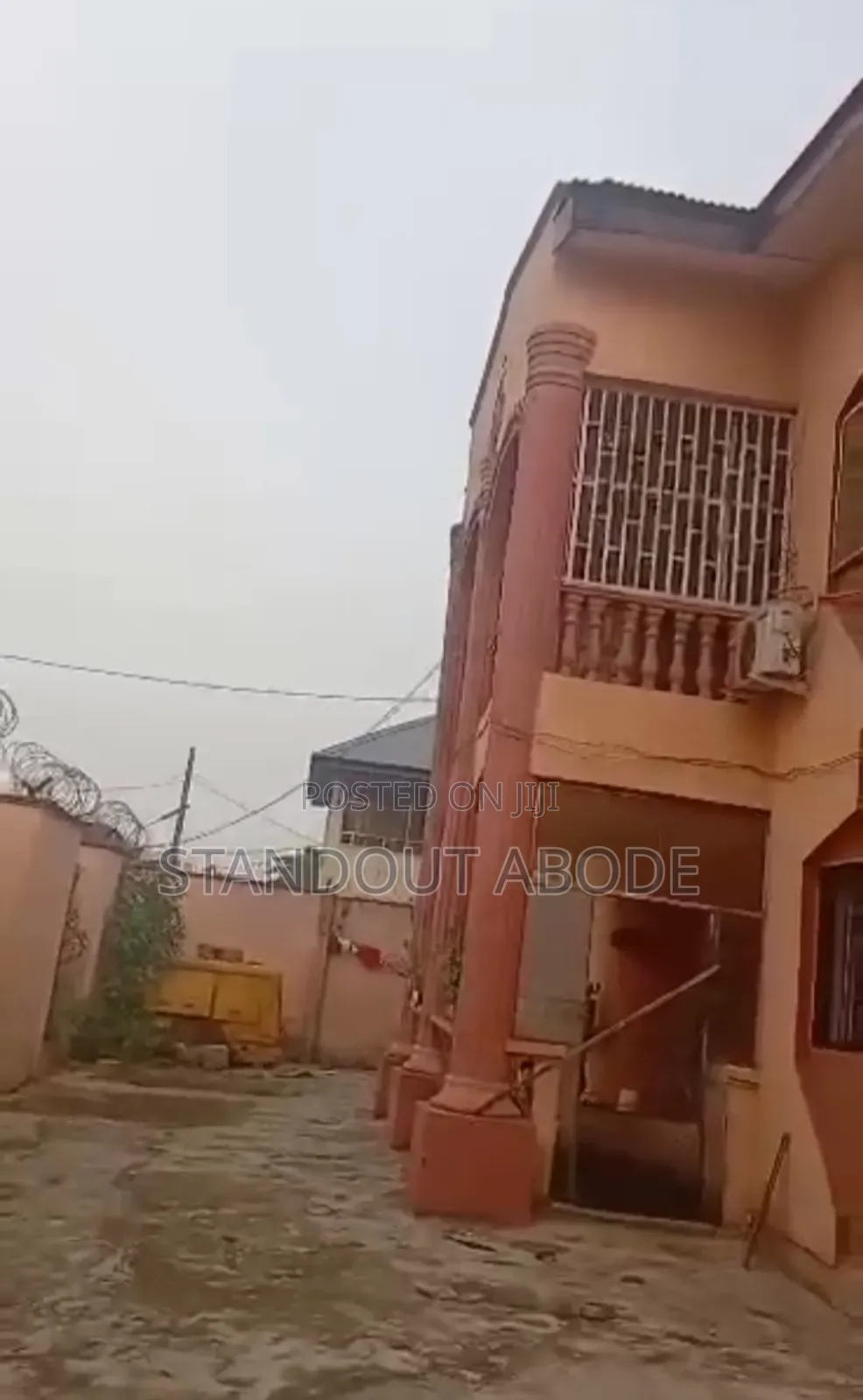 3bdrm Block of Flats in In Mini Estate for sale in Egbeda