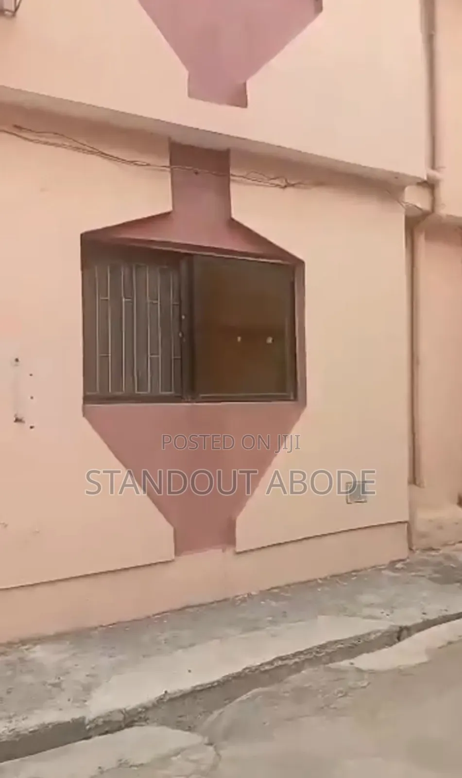 3bdrm Block of Flats in In Mini Estate for sale in Egbeda