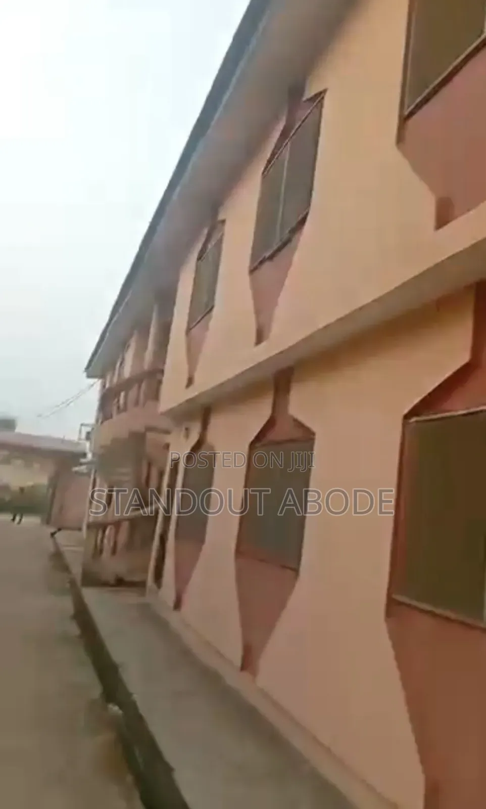3bdrm Block of Flats in In Mini Estate for sale in Egbeda