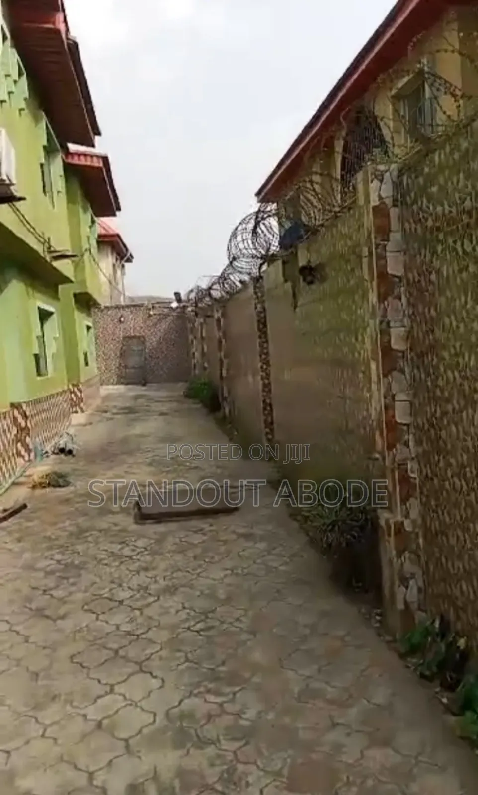 3bdrm Block of Flats in Merit Kola Alagbado for sale in Alagbado