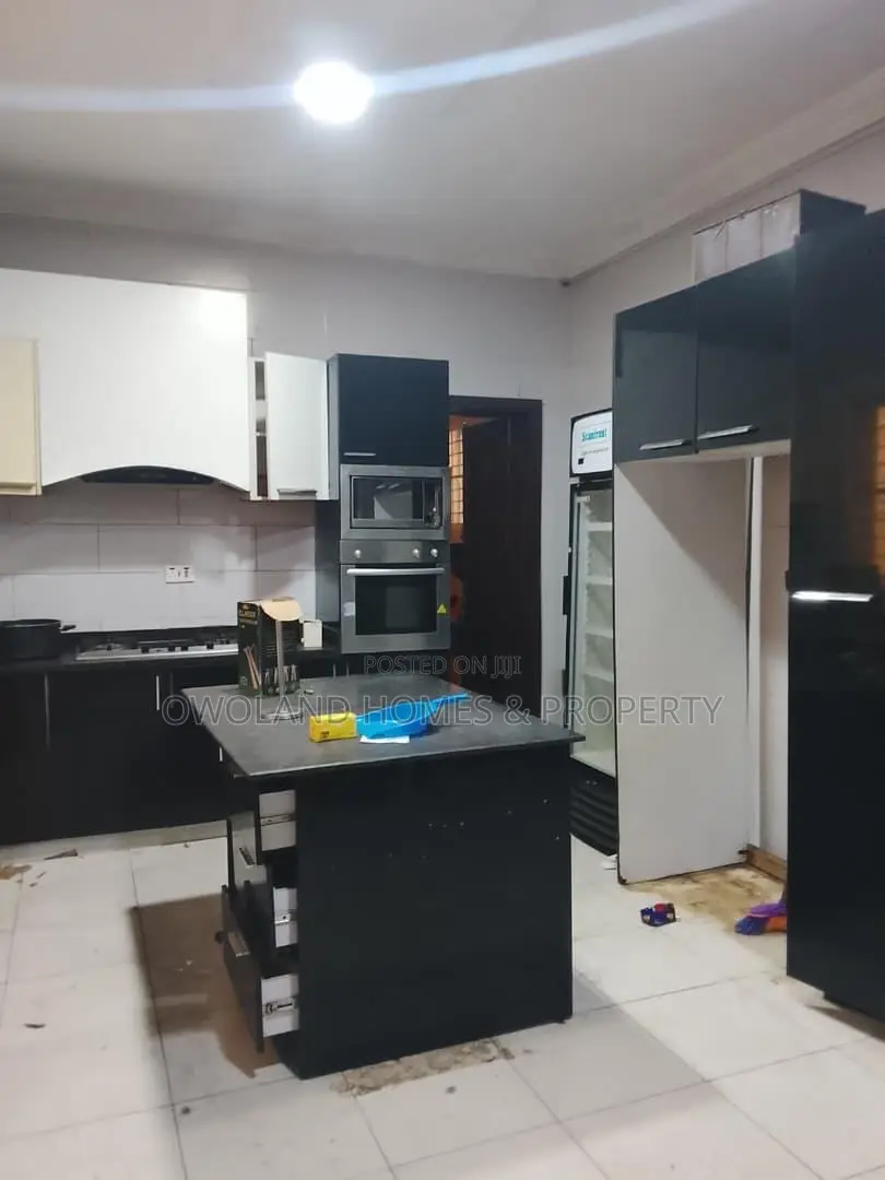 5bdrm Duplex in Lekki for rent in Lekki