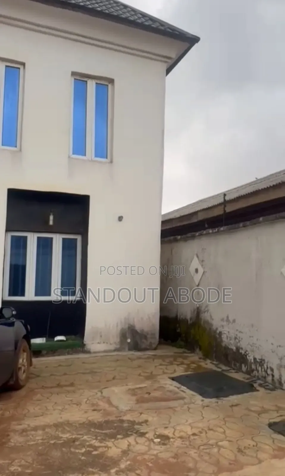 4bdrm Duplex in Off Aparadija Road for sale in Ayobo