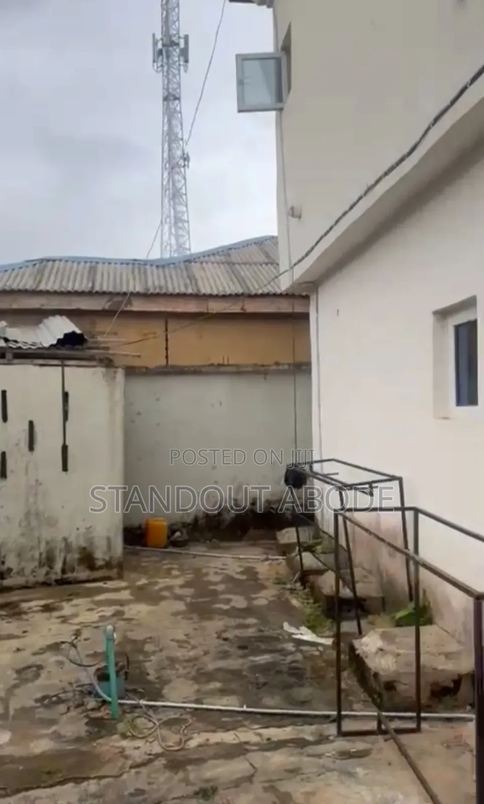 4bdrm Duplex in Off Aparadija Road for sale in Ayobo
