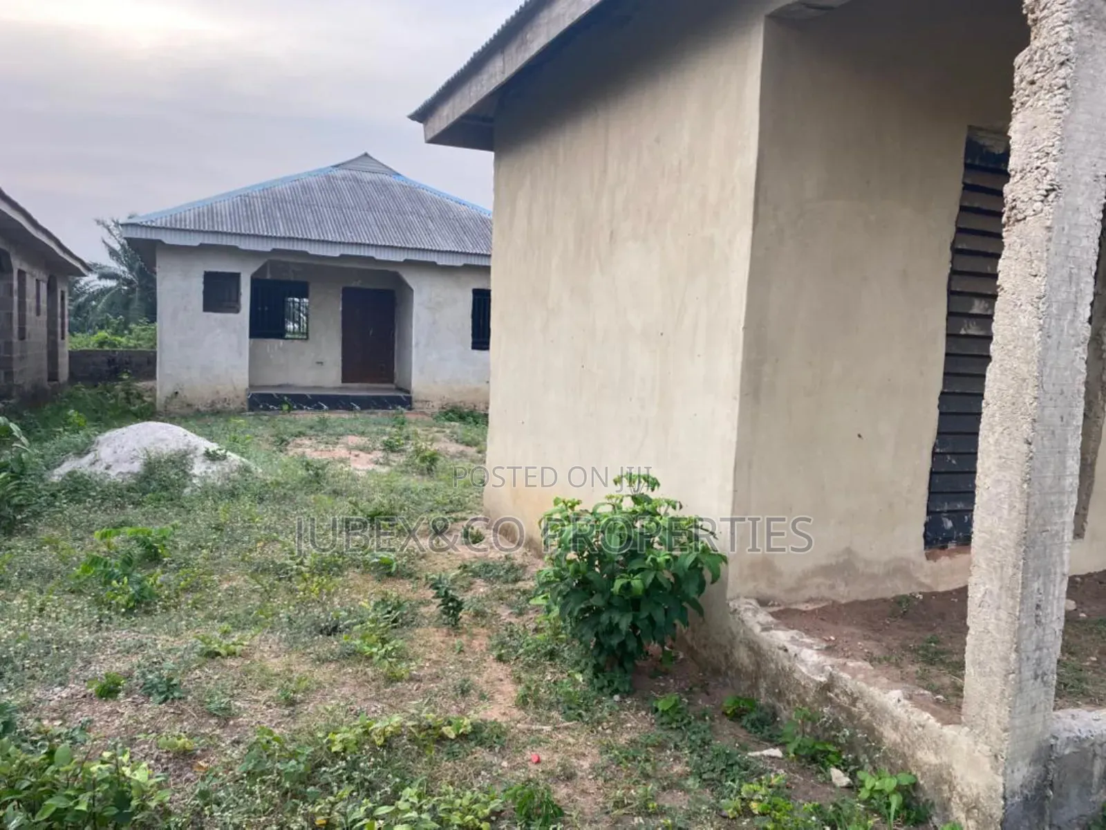 2bdrm Bungalow in Ilogbo Sango Ota for sale in Ado-Odo/Ota