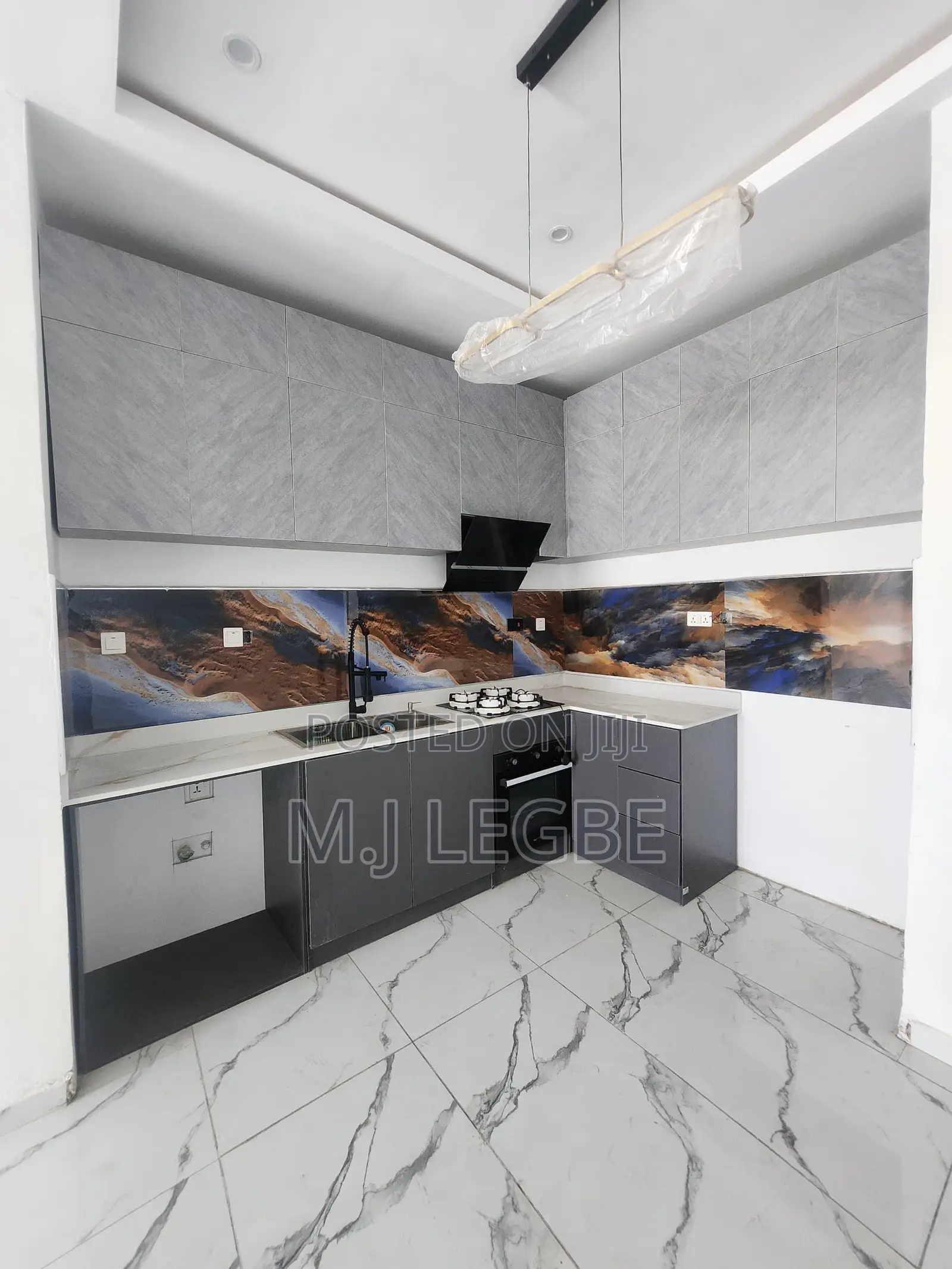 2bdrm Apartment in Ologolo, Lekki for rent in Lekki