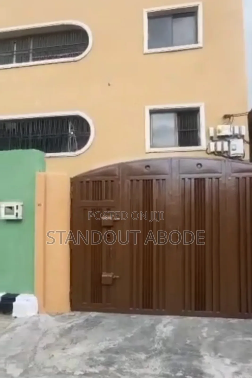 3bdrm Block of Flats in In A Close Off Iju for sale in Iju-Ishaga