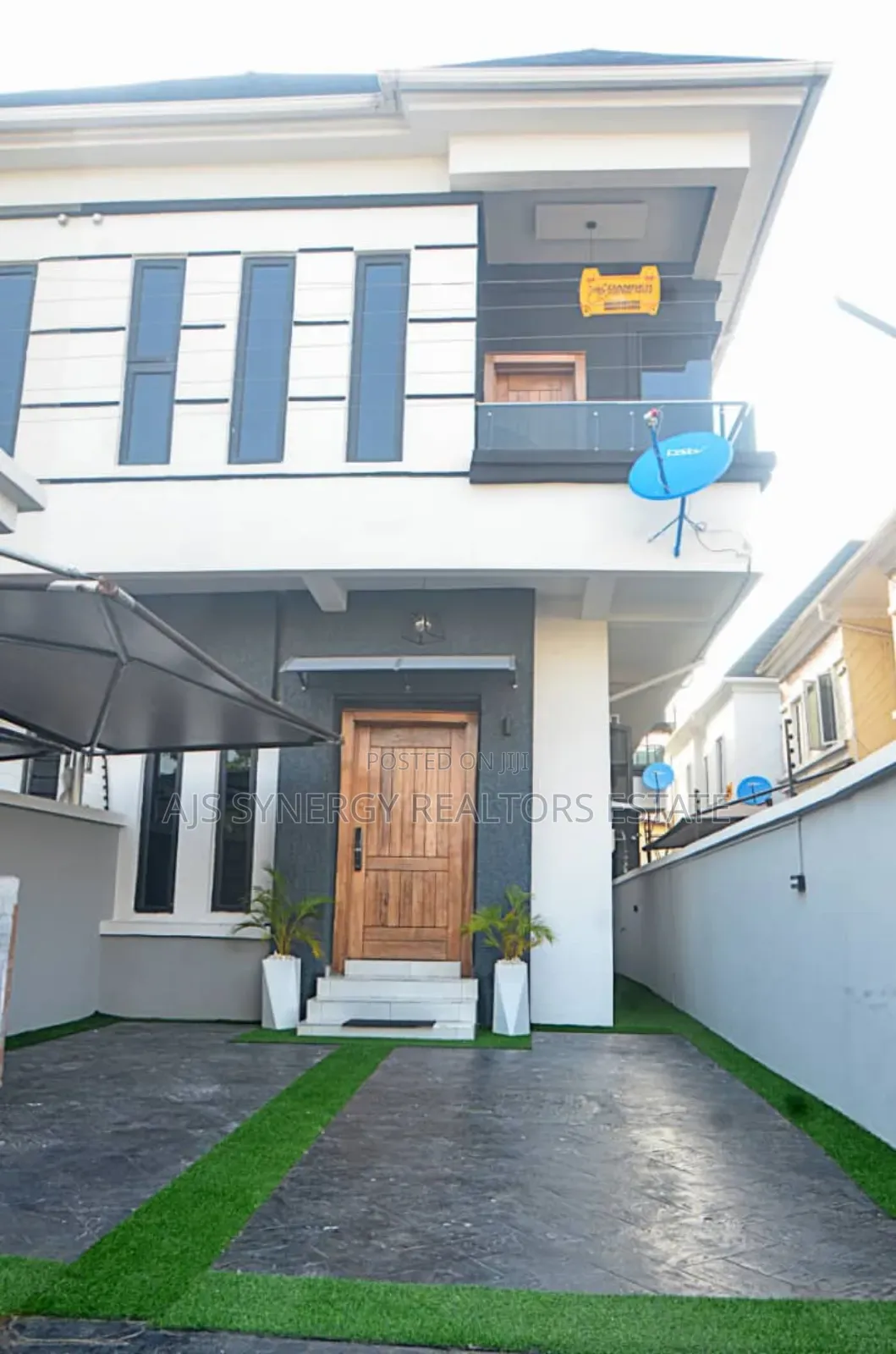 Furnished 4bdrm Duplex in Ikota for rent in Ikota