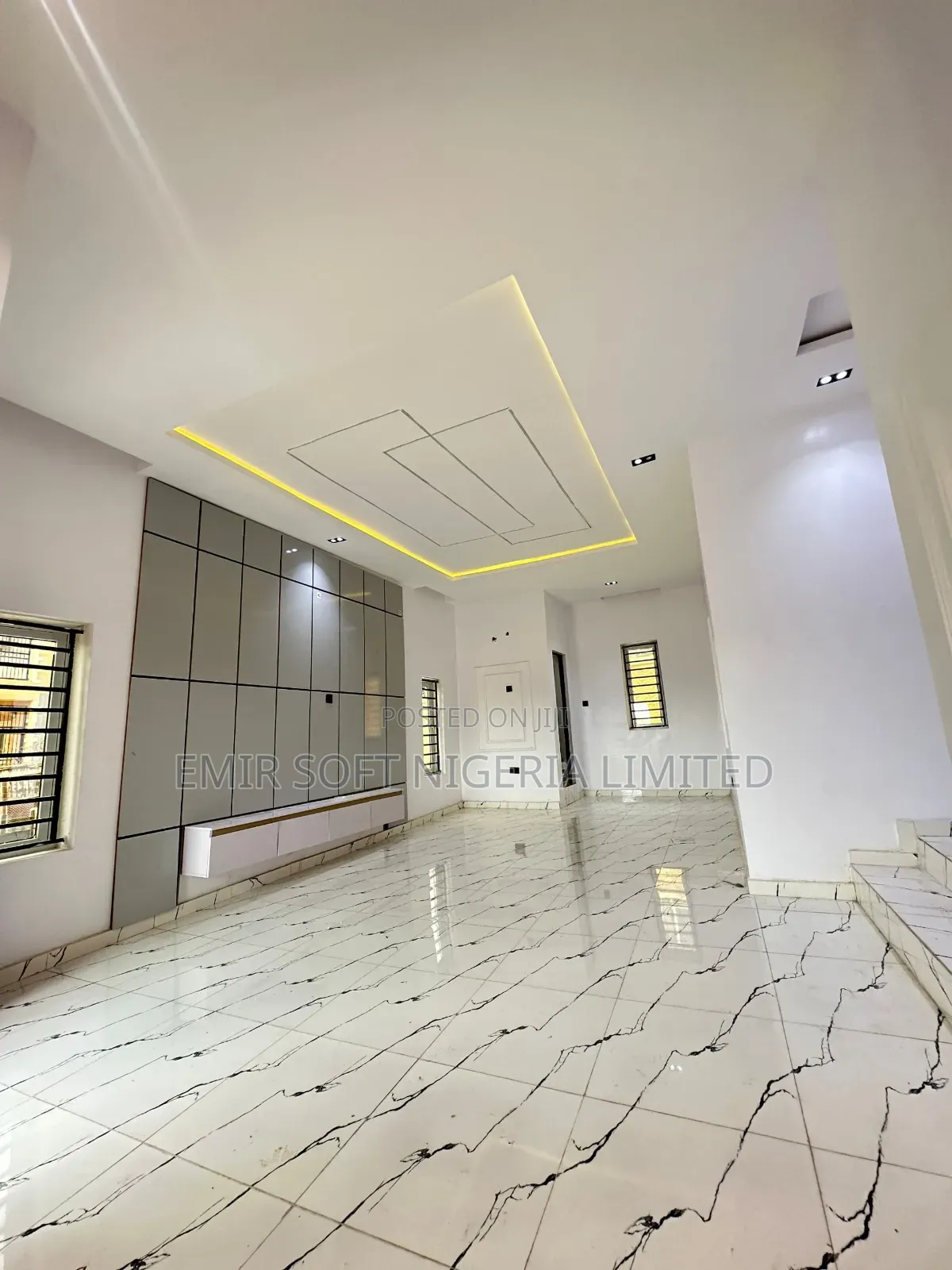 3bdrm Bungalow in Ologuneru for sale in Ologuneru