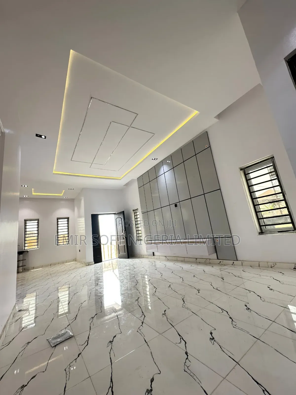 3bdrm Bungalow in Ologuneru for sale in Ologuneru
