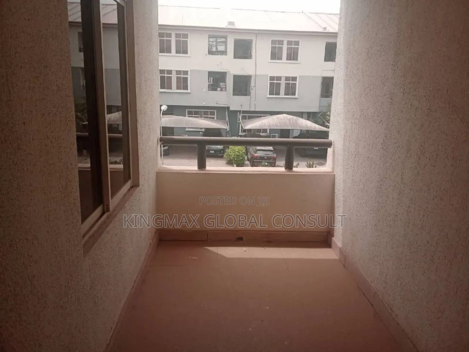 3bdrm Block of Flats in Wuse Zone 4 Abuj for sale in Zone 4 / Wuse