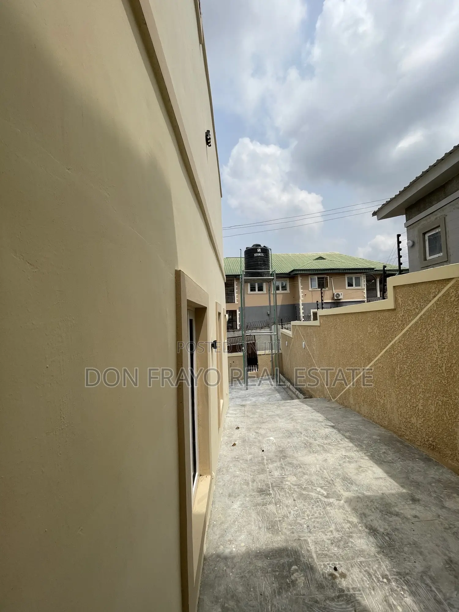 3bdrm Bungalow in Near Eleyele Bridge for sale in Eleyele