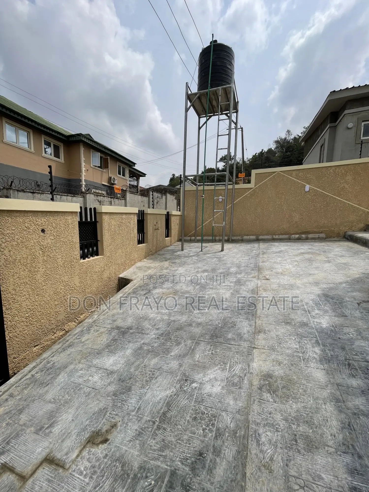 3bdrm Bungalow in Near Eleyele Bridge for sale in Eleyele