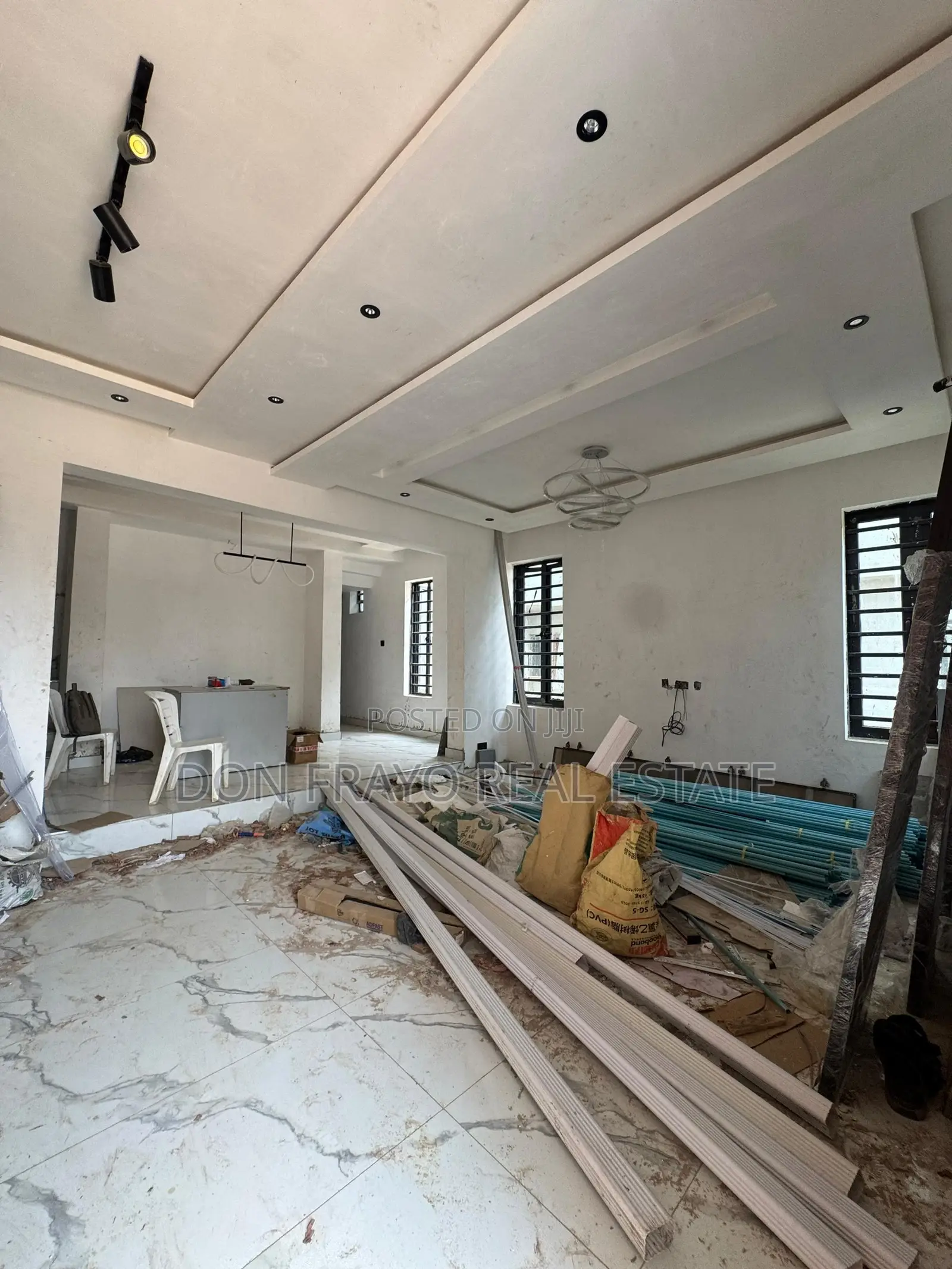 4bdrm Duplex in Jericho Gra for sale in Jericho