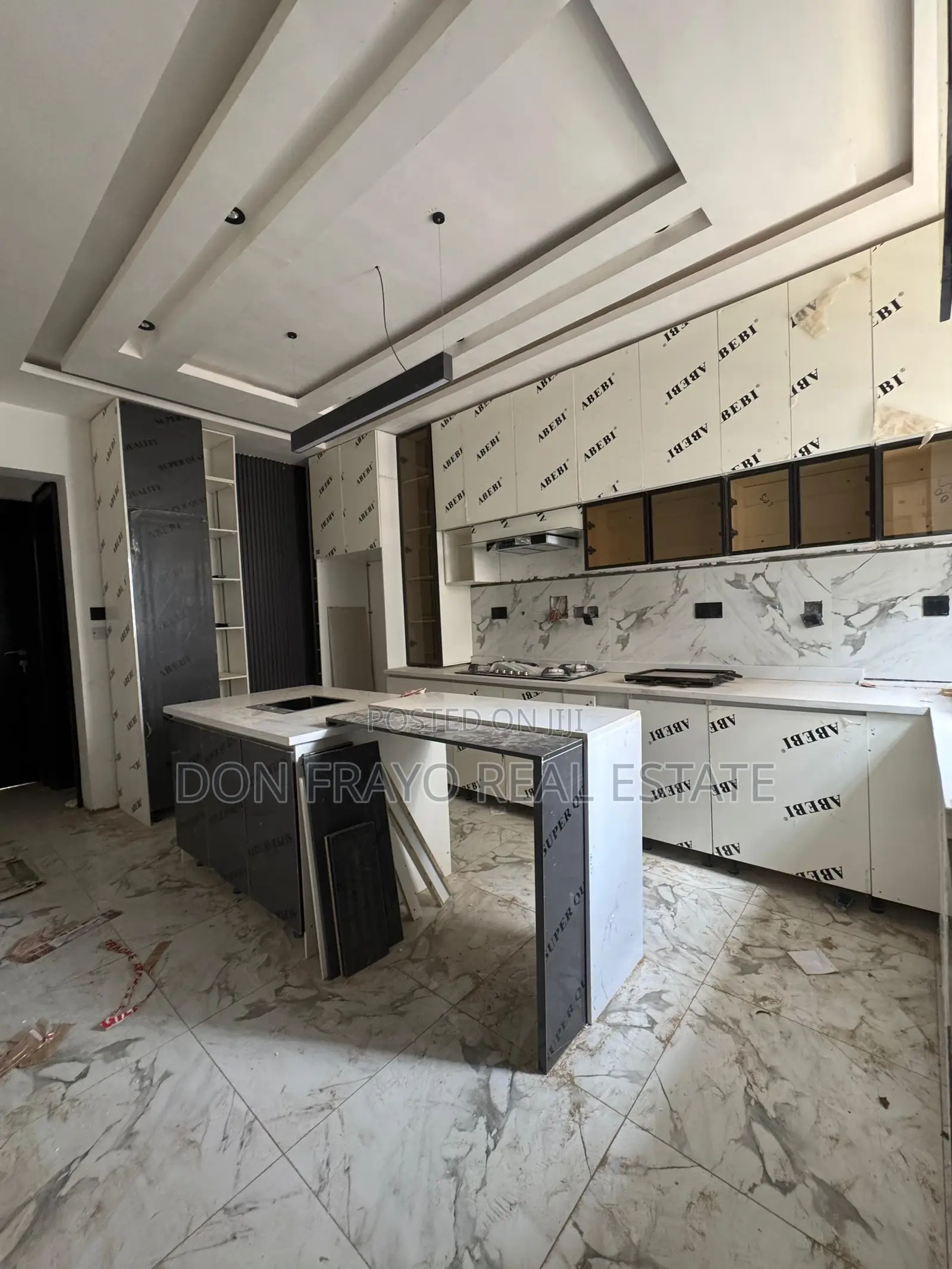 4bdrm Duplex in Jericho Gra for sale in Jericho