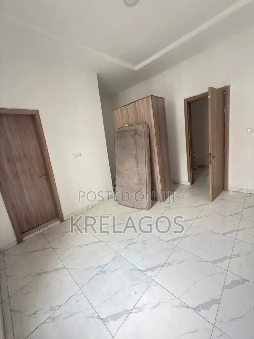 3bdrm Townhouse / Terrace in Ikota for rent in Ikota