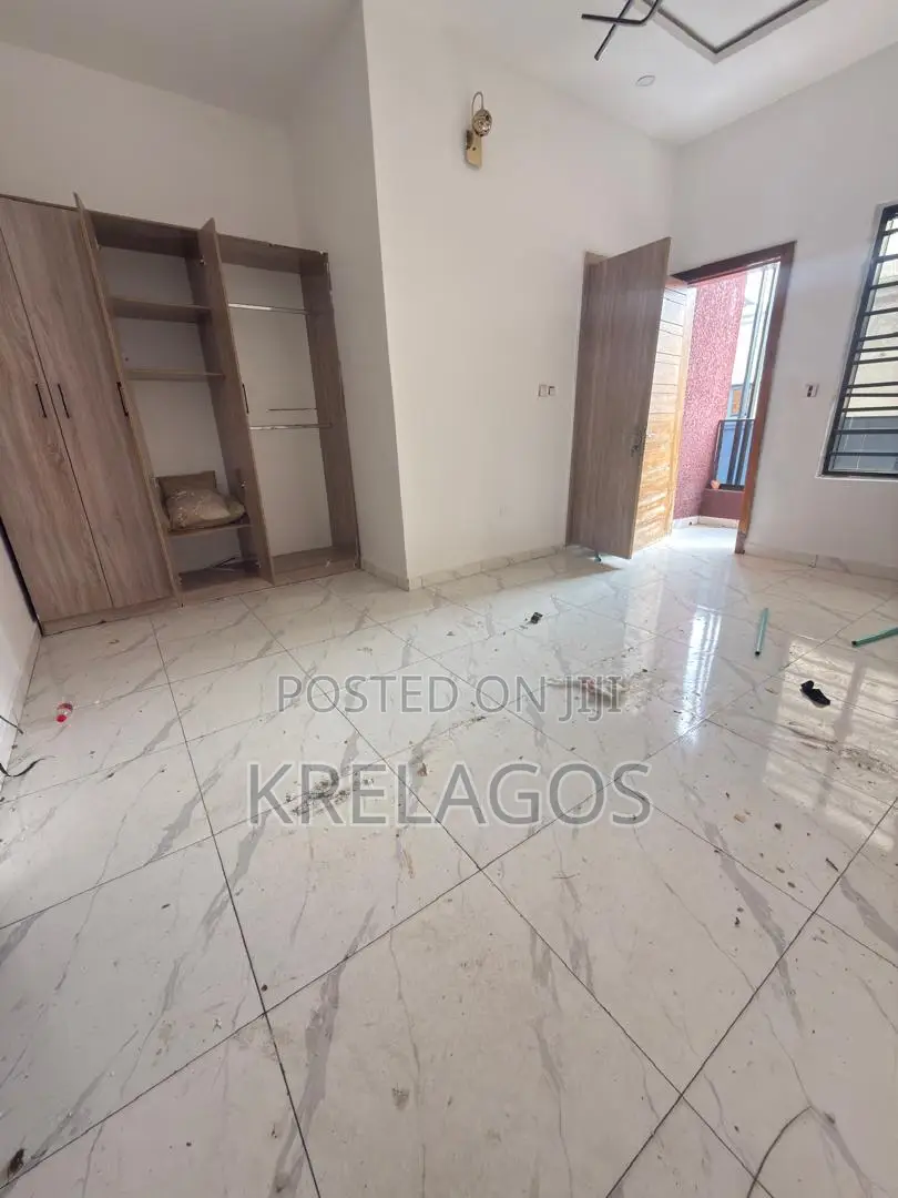 3bdrm Townhouse / Terrace in Ikota for rent in Ikota