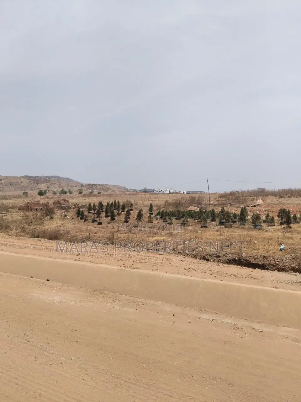R of O Land in Dei Dei in Dei-Dei