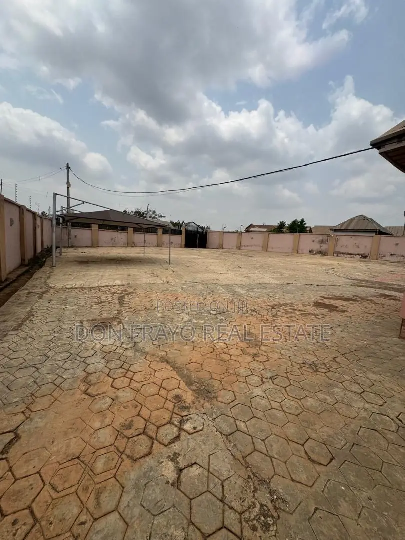 3bdrm Bungalow in Amugba Olorunda Area, Akobo for sale in Akobo