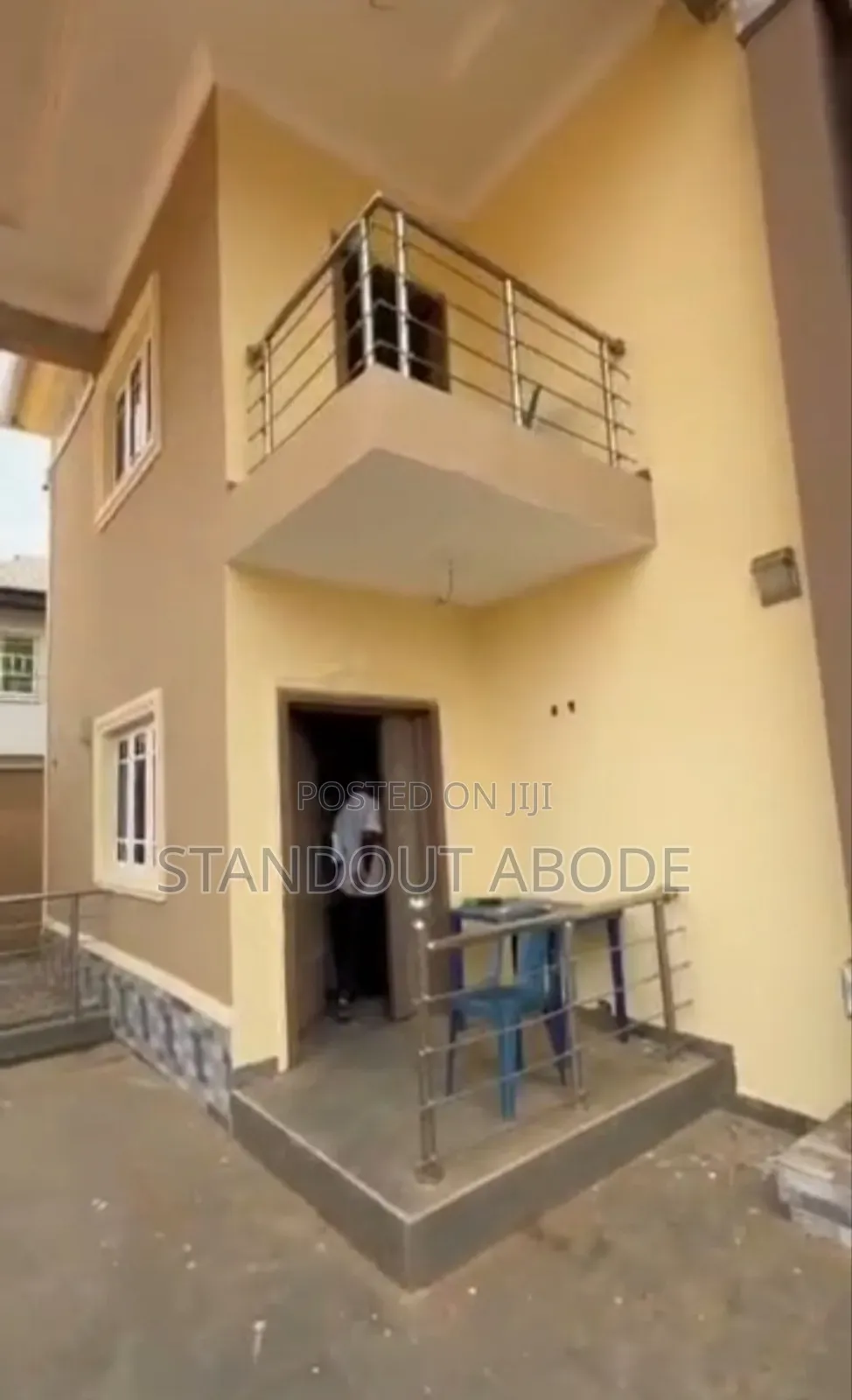 5bdrm Duplex in Inside Mercyland for sale in Baruwa