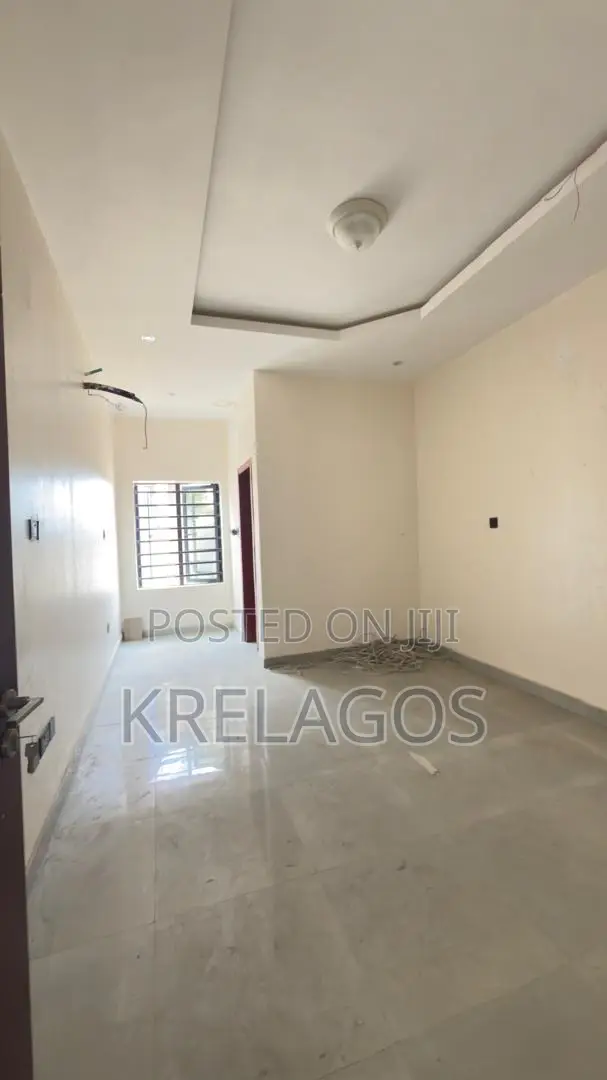 4bdrm Duplex in Ikate for sale in Ikate