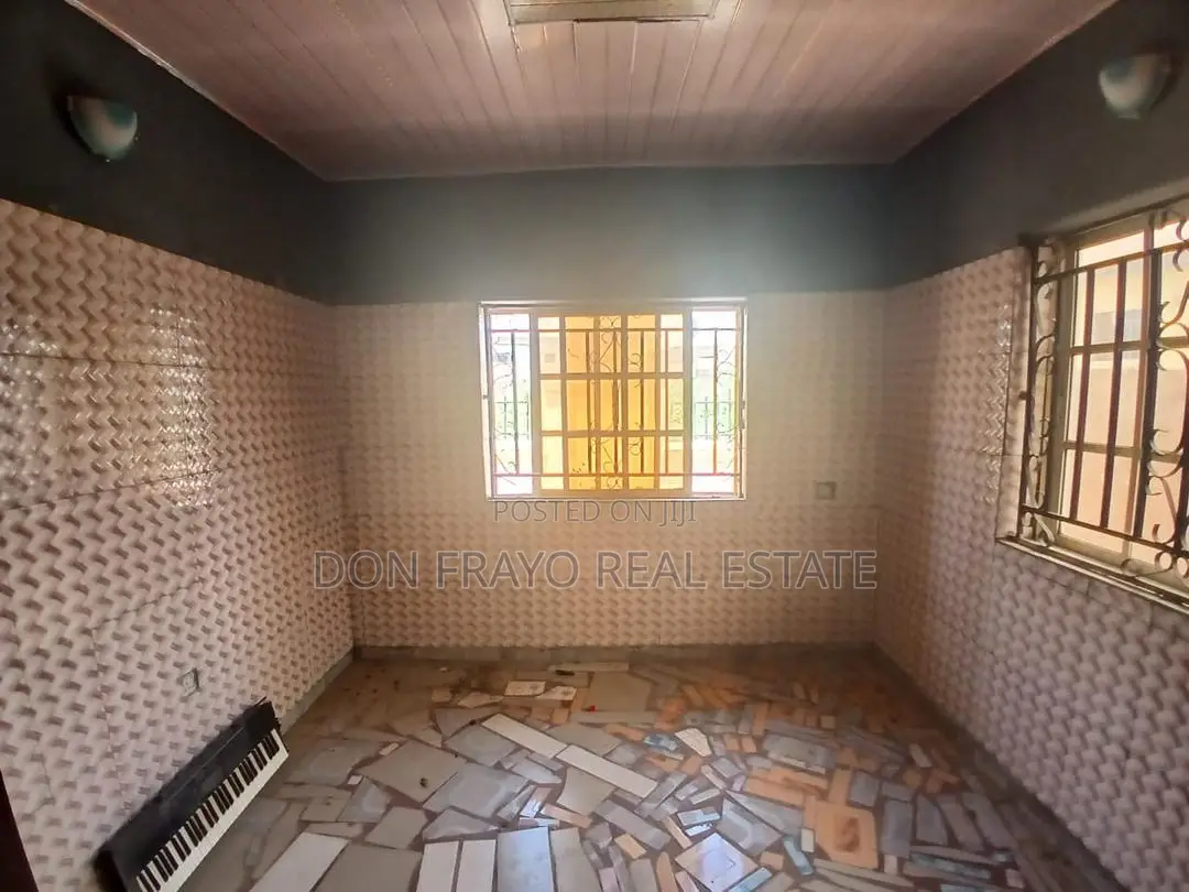 3bdrm Bungalow in Akuru Elebu, Akala Express for sale in Akala Express