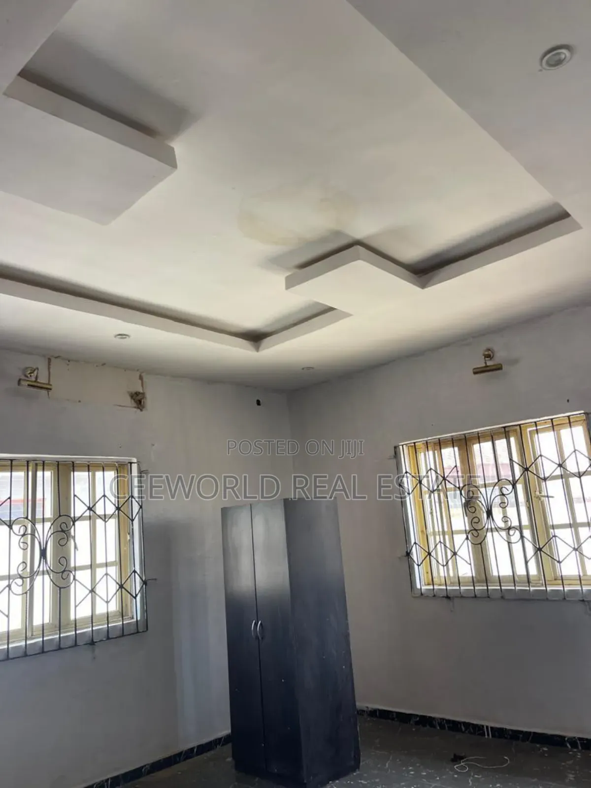 3bdrm Apartment in Festac Estate, Akobo for rent in Akobo
