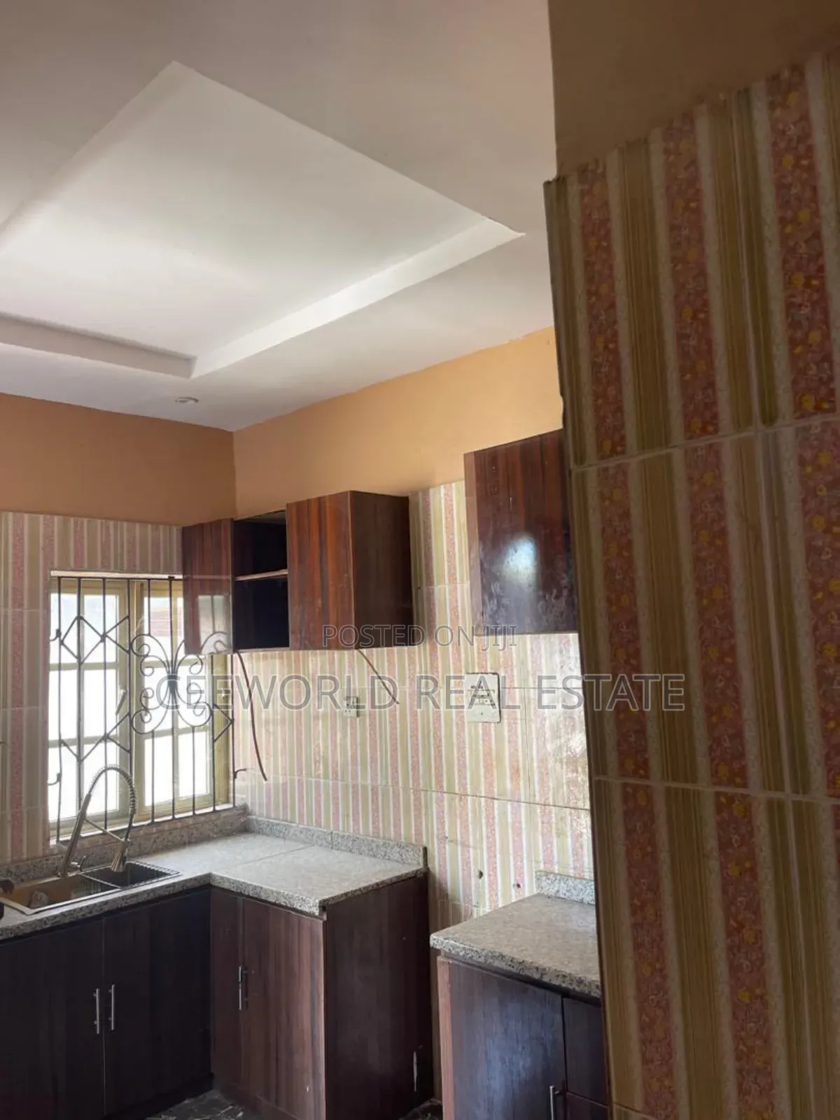 3bdrm Apartment in Festac Estate, Akobo for rent in Akobo