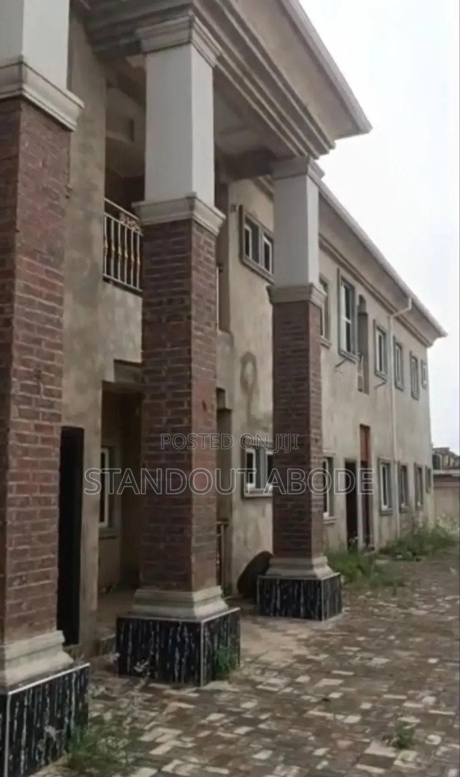 2bdrm Block of Flats in Bakare Estate Off for sale in Igando / Ikotun/Igando