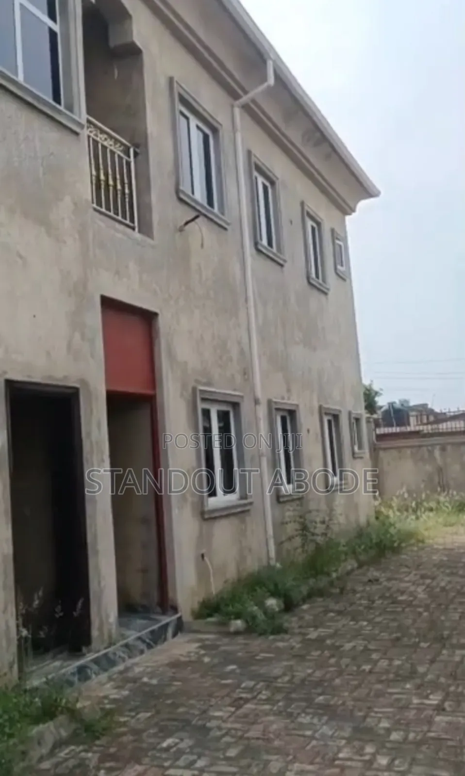 2bdrm Block of Flats in Bakare Estate Off for sale in Igando / Ikotun/Igando