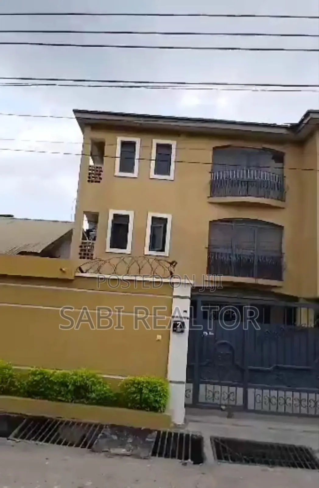 Furnished 3bdrm Block of Flats in Pedro, Igando / Ikotun/Igando in Igando / Ikotun/Igando