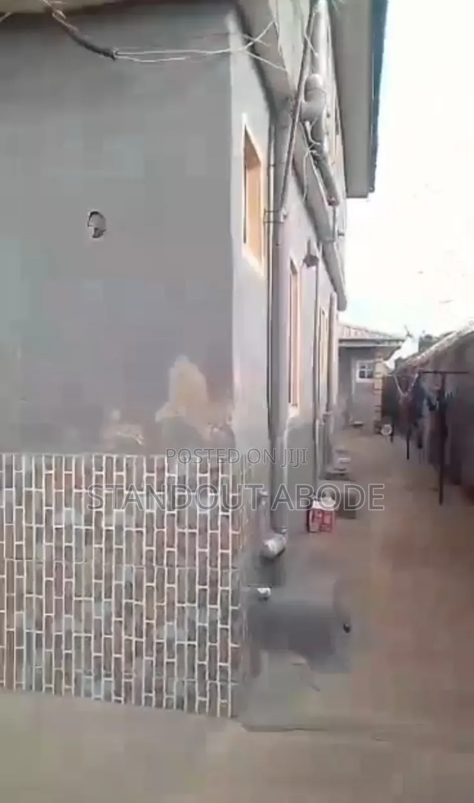 2bdrm Block of Flats in Good Location, Gberigbe for sale in Gberigbe