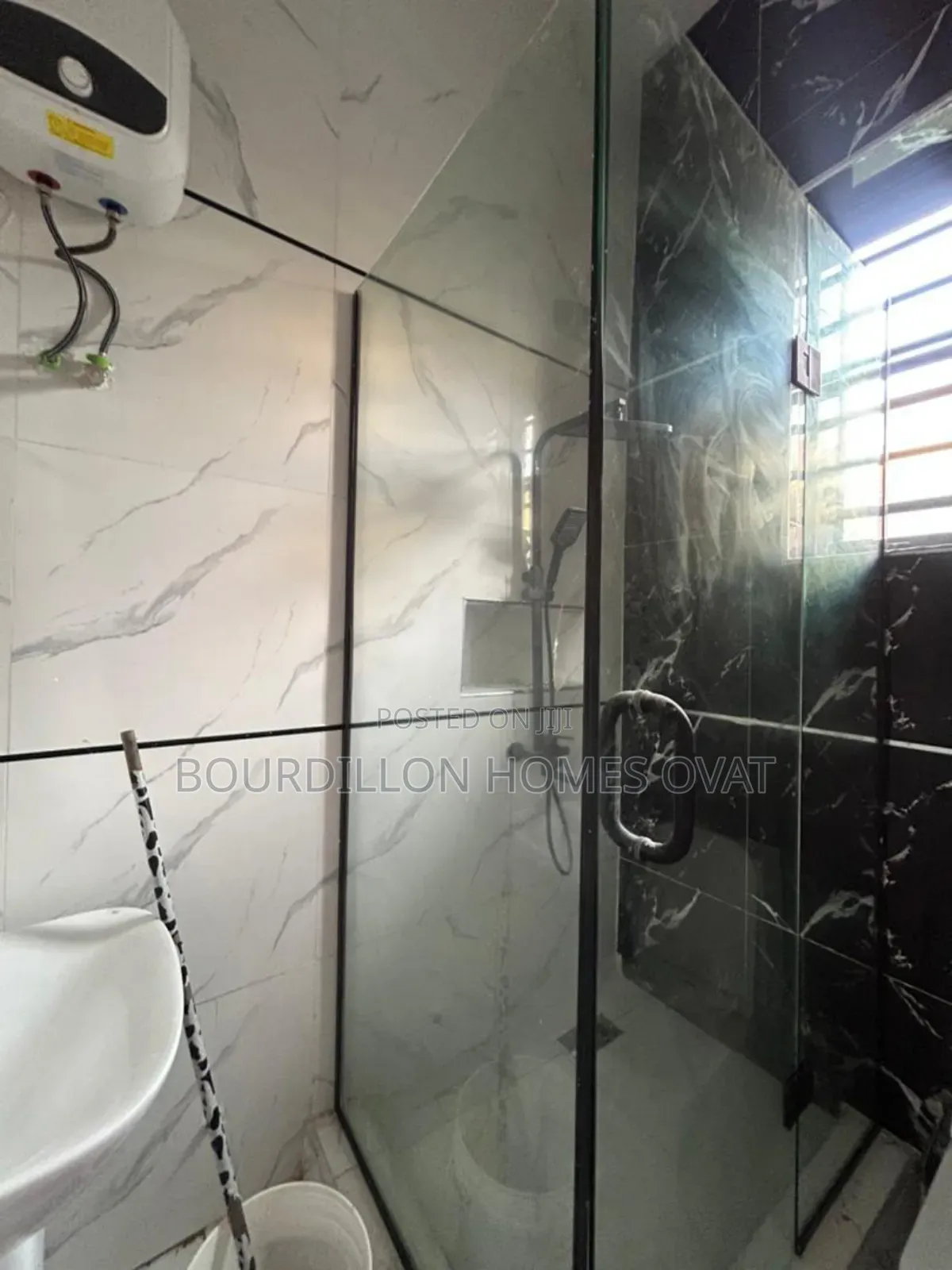 5bdrm Duplex in Ologolo Lekki Lagos for sale in Ologolo