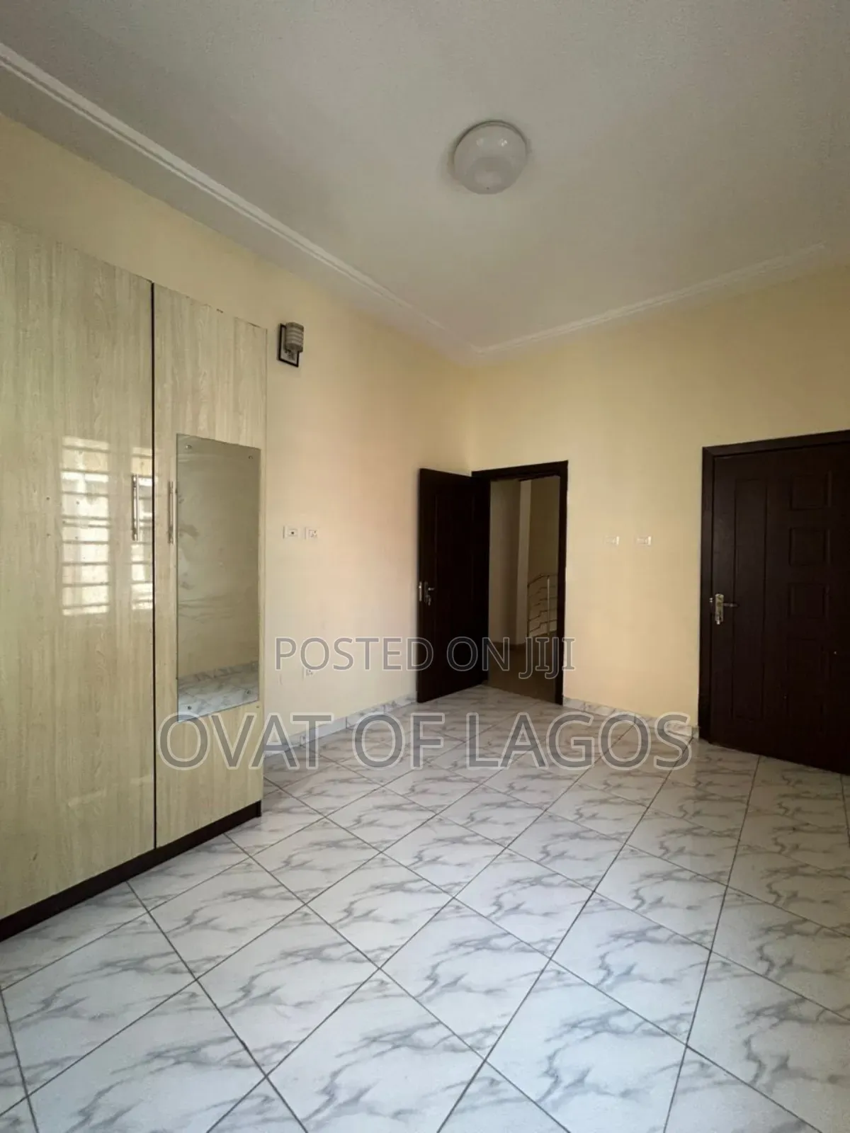 4bdrm Duplex in Ologolo for rent in Ologolo